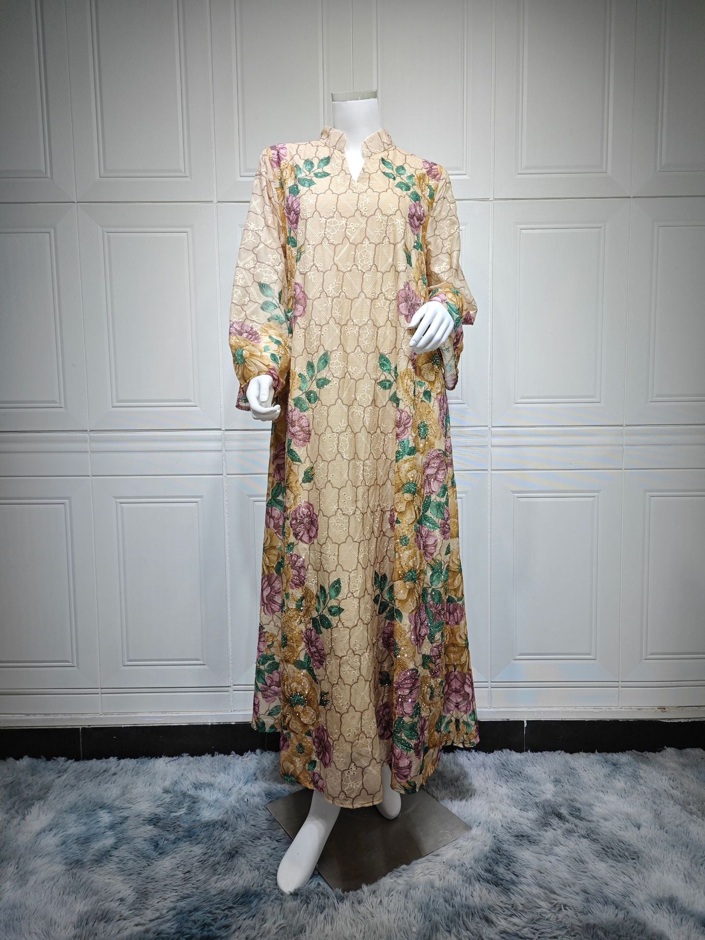 LM6667 Printed Long-sleeved Dress with A Small V-neck Design