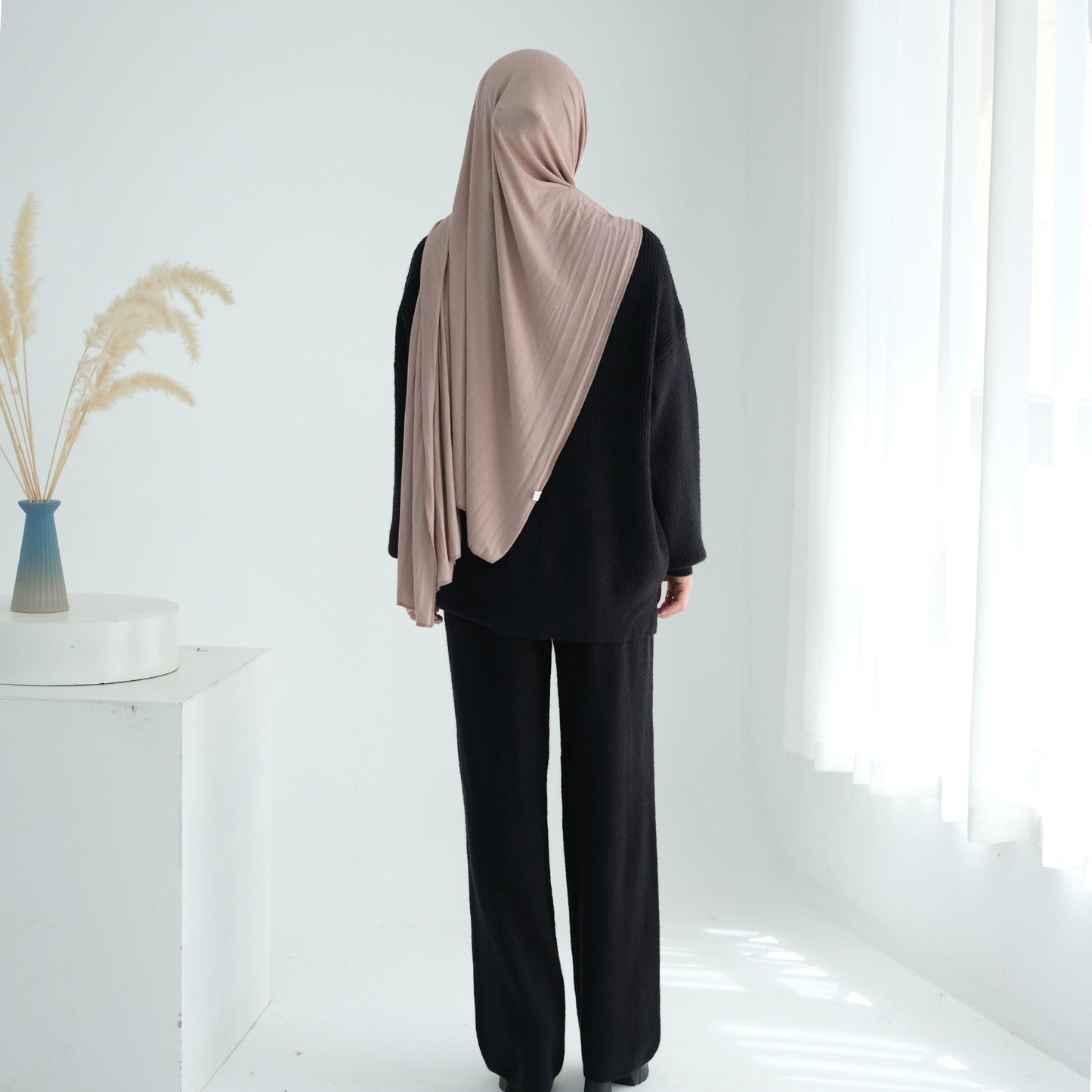 LM6594 Autumn and Winter Thickened Knitted Suit | Simple Solid Color Two-piece Suit