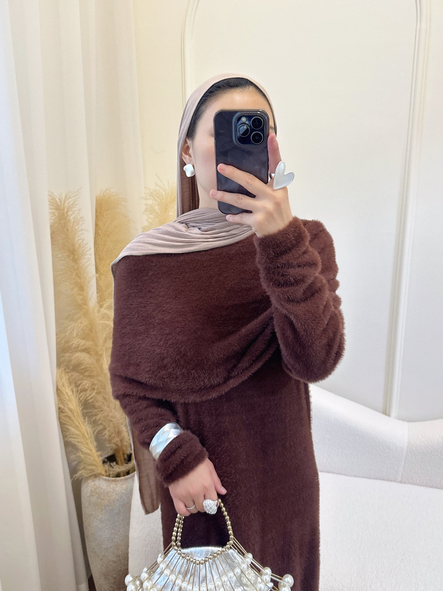 LM6604  Slim-fit Knit Sweater Two-piece Set with SLMwl Design (headscarf Optional)