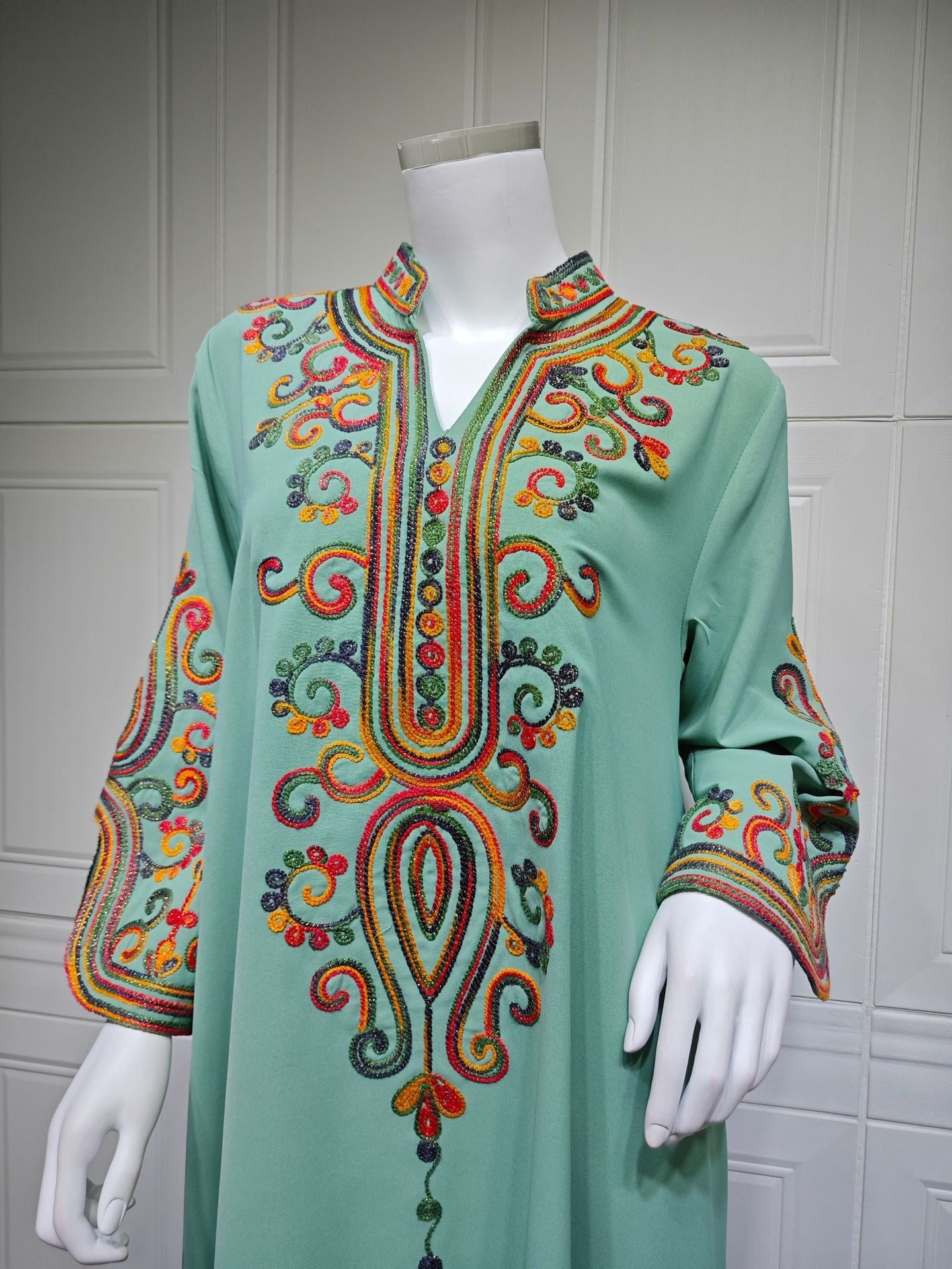 LM6652 Rope embroidery midi dress with elegant stand-up collar design