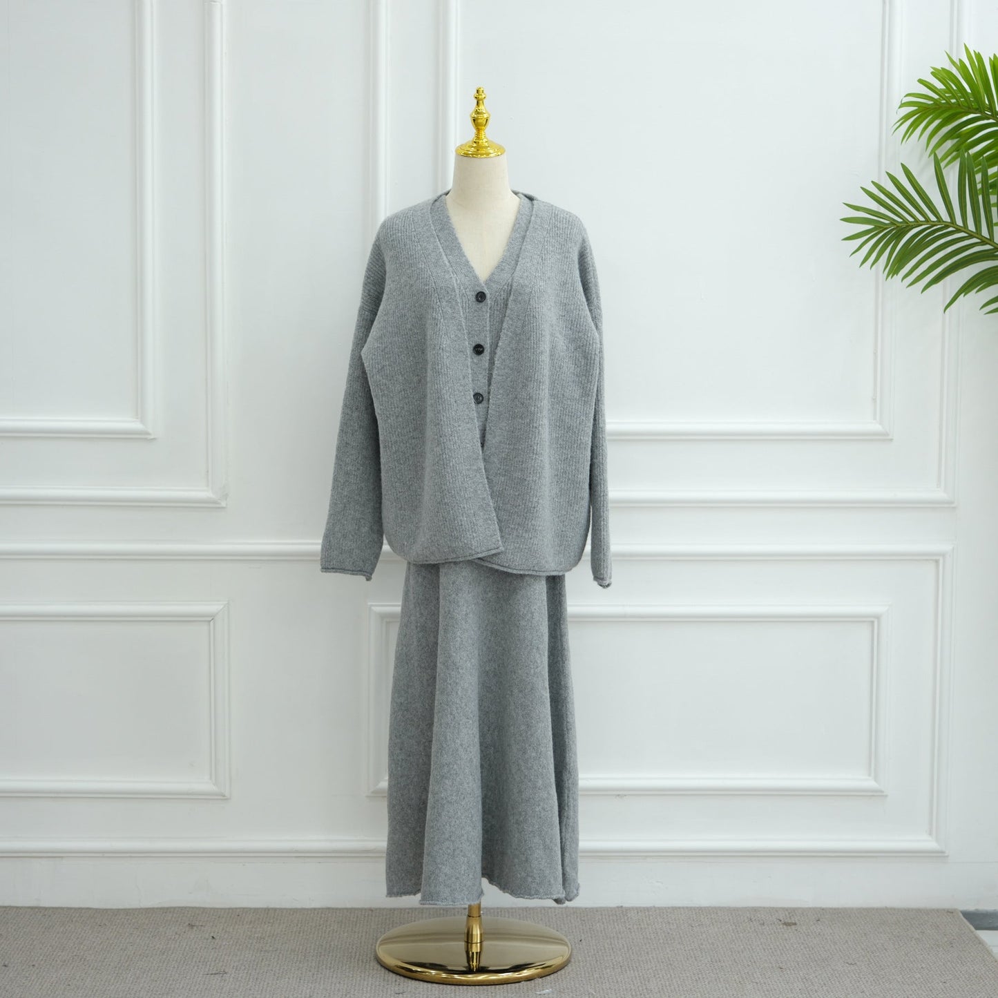 LM6596 Autumn and winter thickened knitted three-piece suit (excluding headscarf) vest + cardigan + skirt