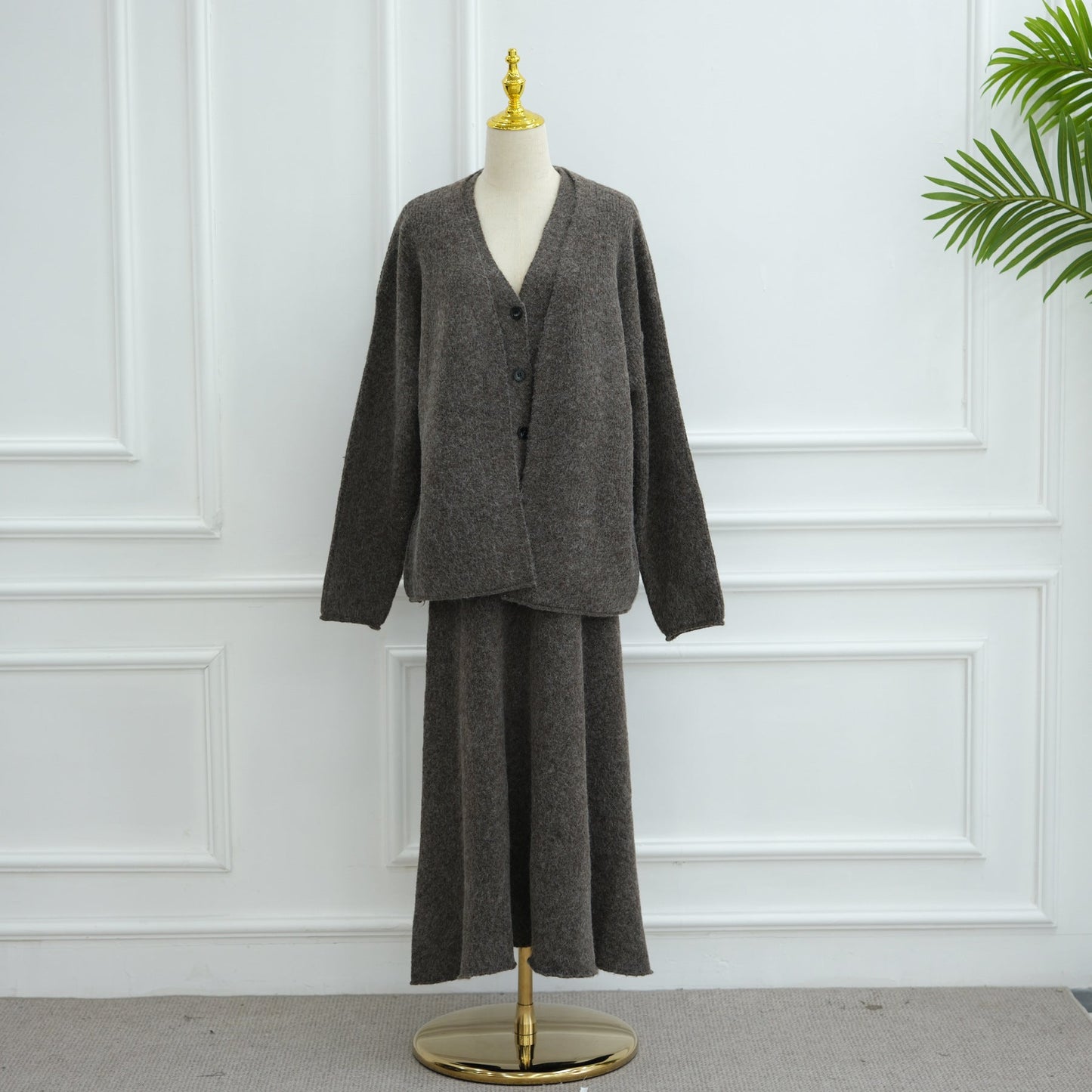 LM6596 Autumn and winter thickened knitted three-piece suit (excluding headscarf) vest + cardigan + skirt