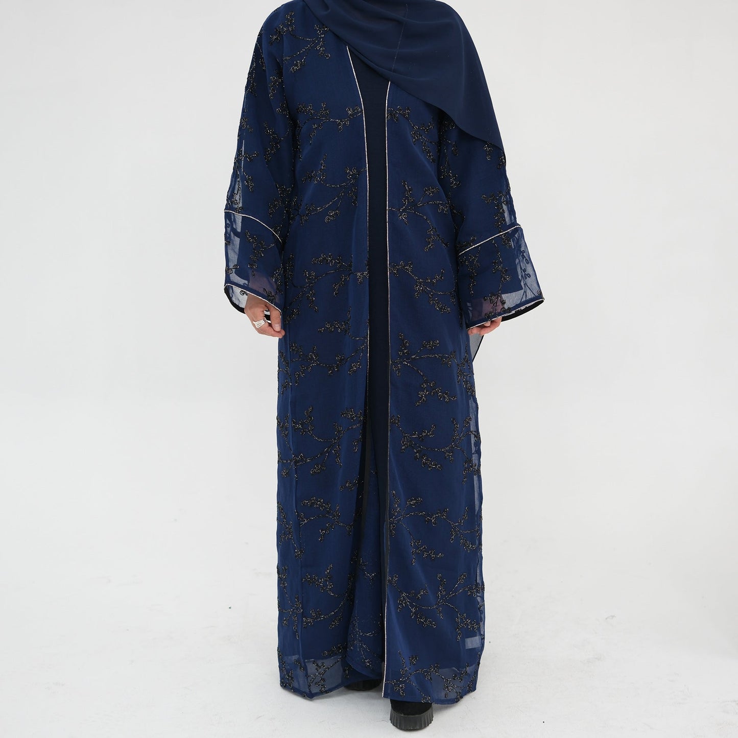 LM6623 Full-body embroidered long cardigan (optional inner layer)