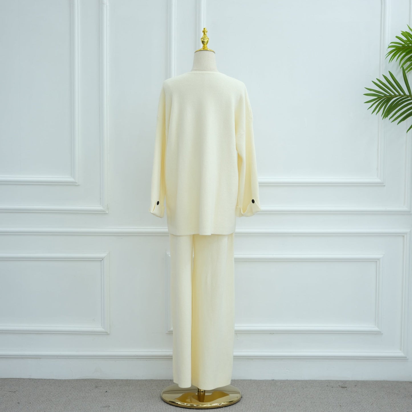 LM6600 Autumn and winter thickened knitted suit solid color two-piece suit (headscarf not included) cuff button design