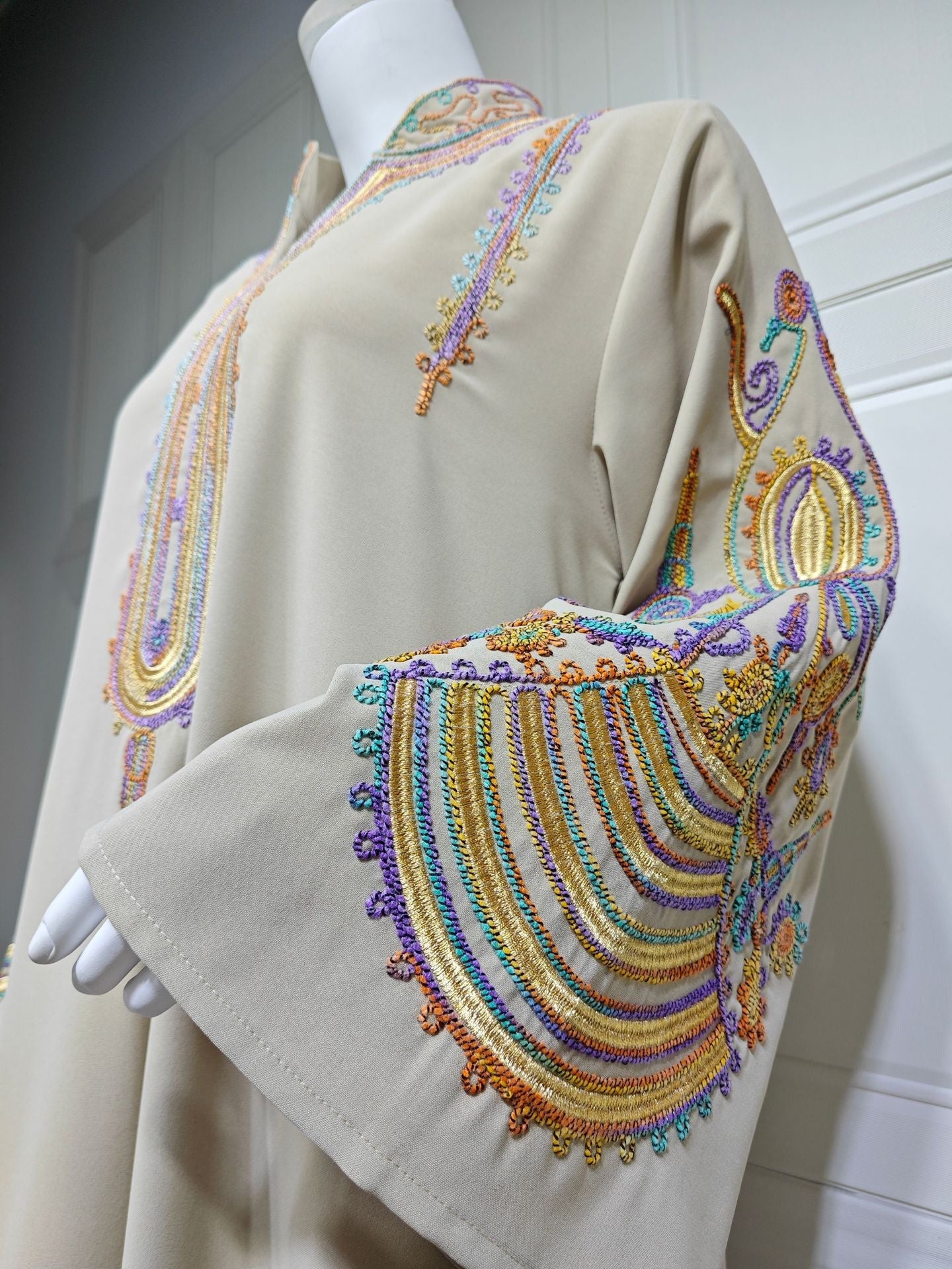 LM6661 Rope Embroidery Pullover Robe Dress, Long Sleeves, Loose Fit.