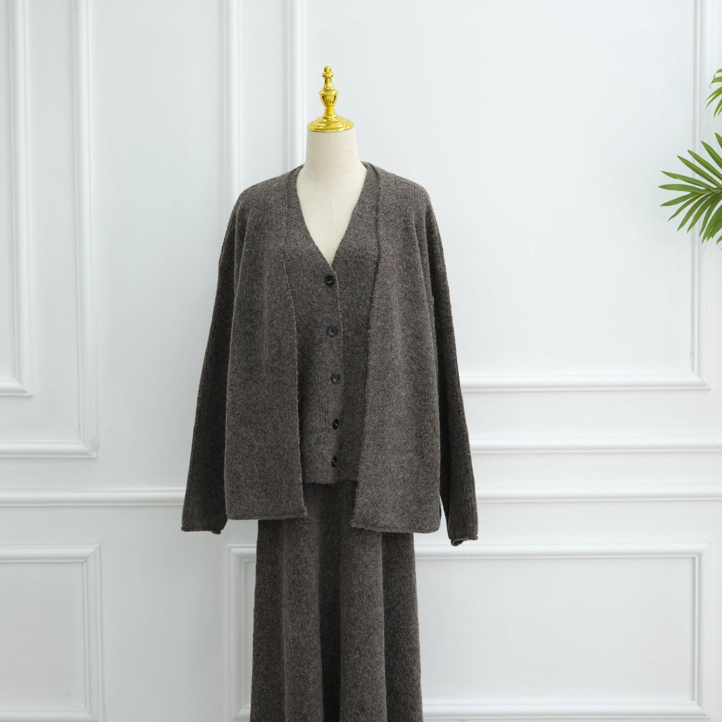 LM6596 Autumn and winter thickened knitted three-piece suit (excluding headscarf) vest + cardigan + skirt