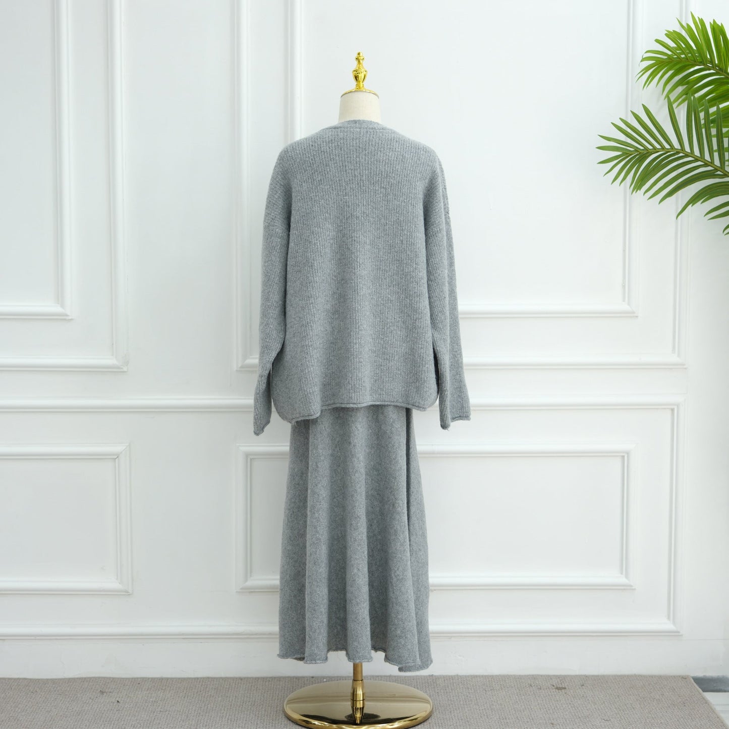 LM6596 Autumn and winter thickened knitted three-piece suit (excluding headscarf) vest + cardigan + skirt