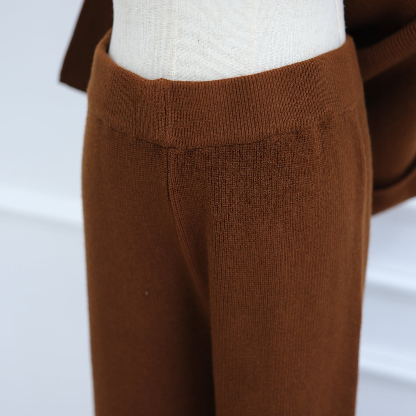LM6599 Autumn and Winter Thickened Knitted Suit Solid Color Two-piece Suit (excluding Headscarf) Top + Trousers