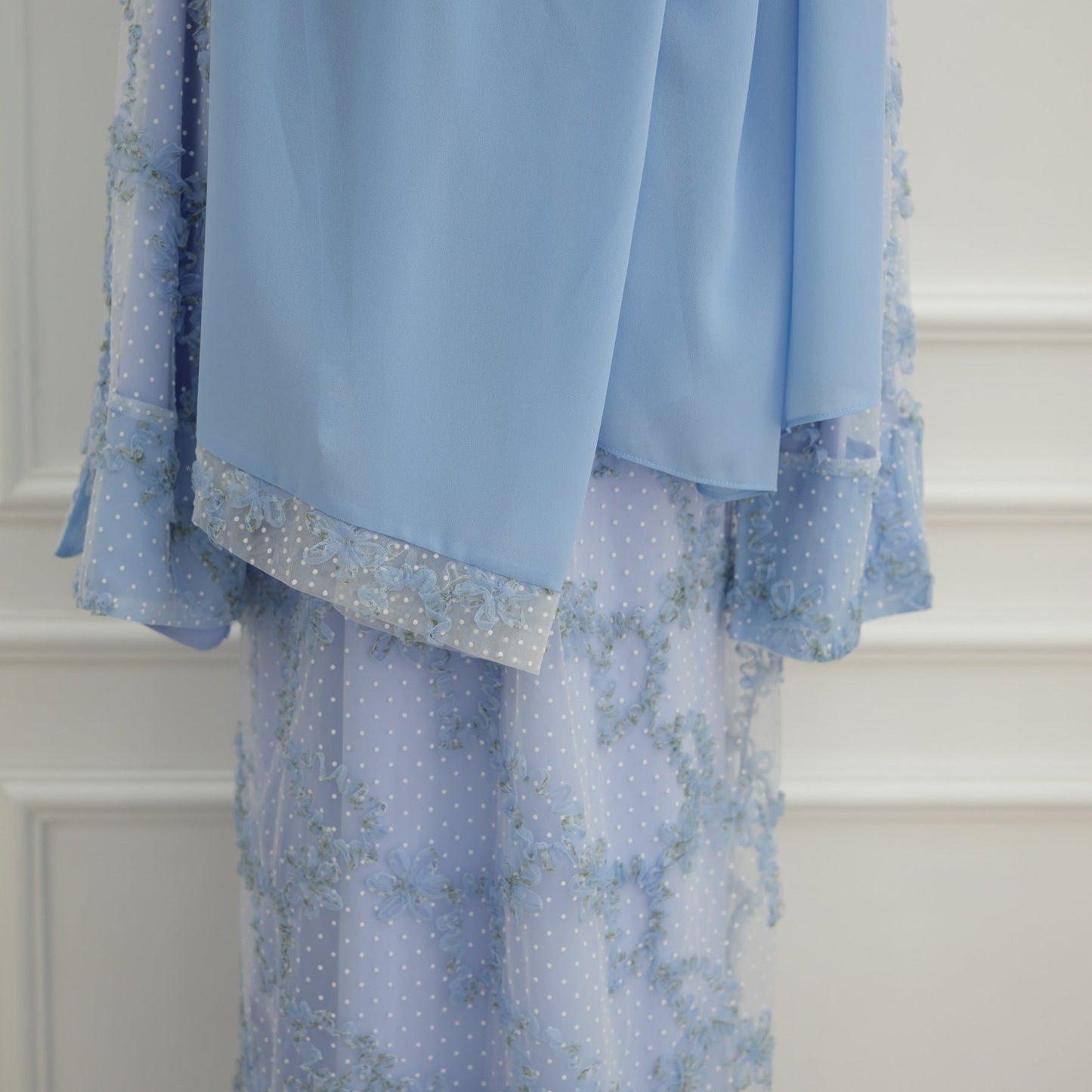 LM6622 3D flower mesh cardigan (optional headscarf and inner layer)
