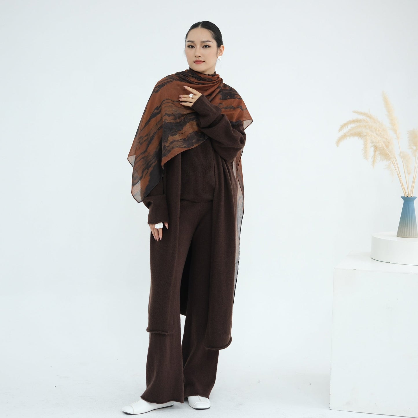 LM6603 Thickened knitted three-piece long coat set (with optional headscarf)