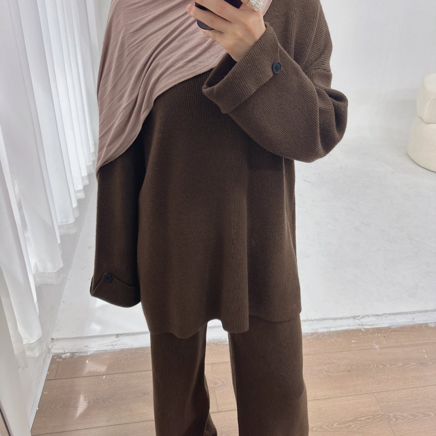 LM6600 Autumn and winter thickened knitted suit solid color two-piece suit (headscarf not included) cuff button design