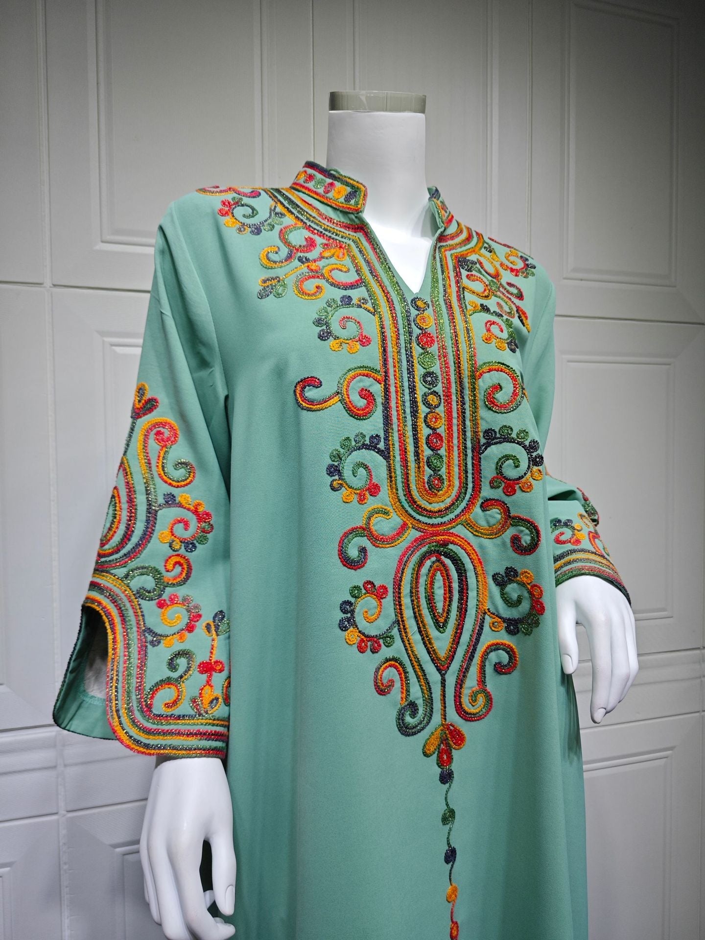 LM6652 Rope embroidery midi dress with elegant stand-up collar design