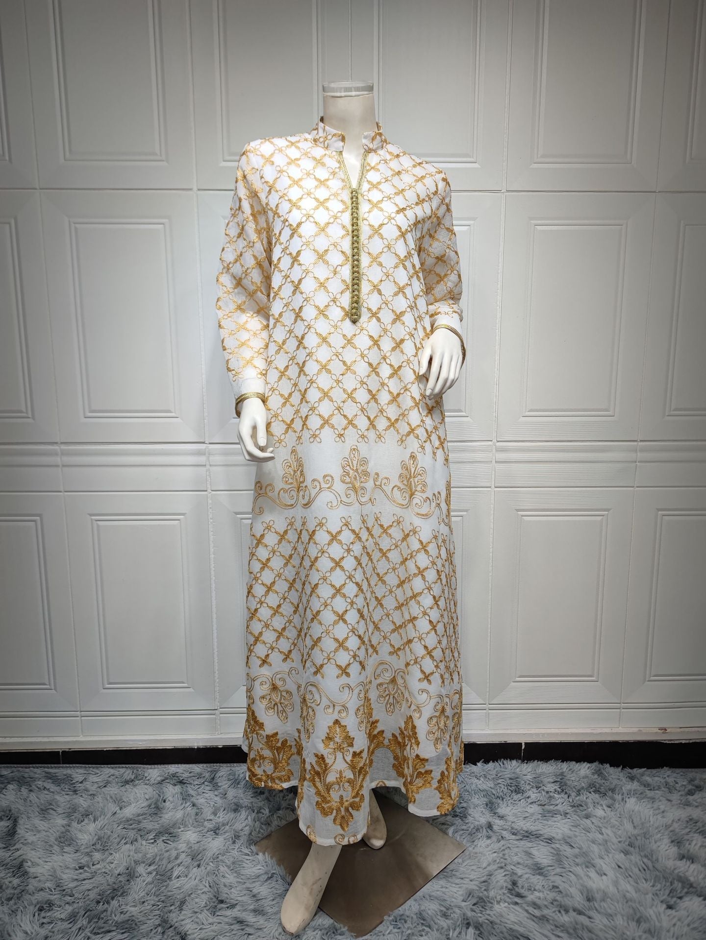 LM6640 Elegant Openwork Embroidered Abaya Long Dress