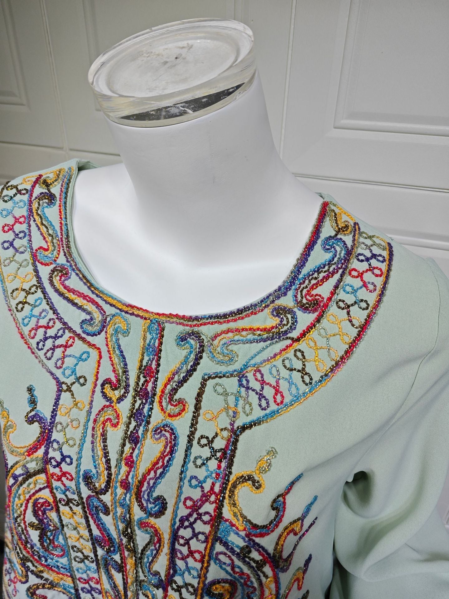 LM6666 Embroidered long wide-sleeved dress | Comfortable fit, easy to wear
