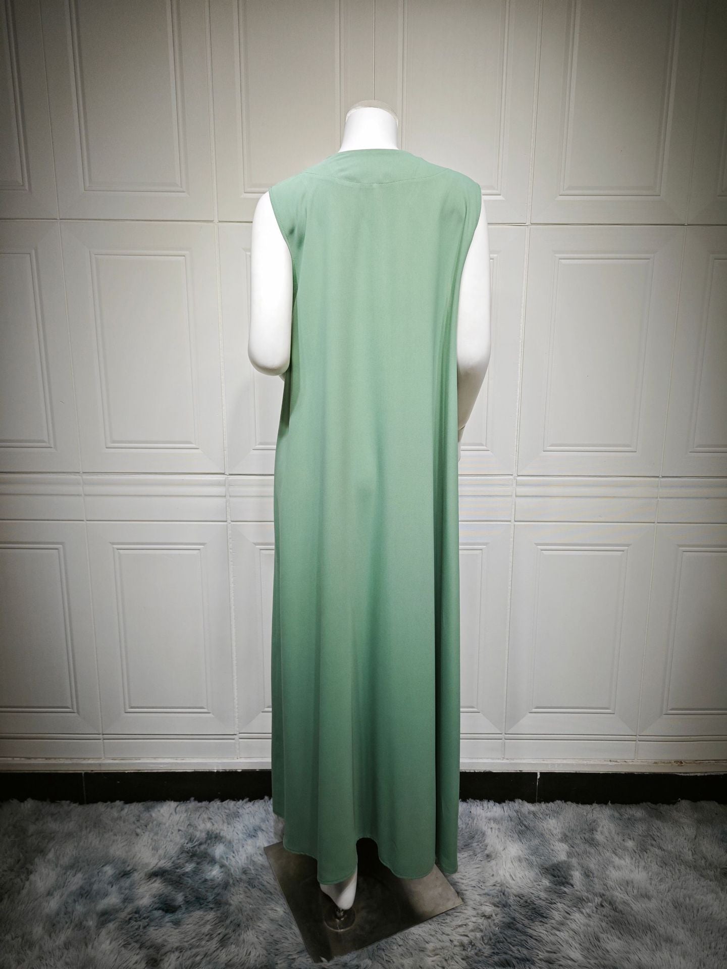 LM6643 Two-piece robe dress with gold foil stamping