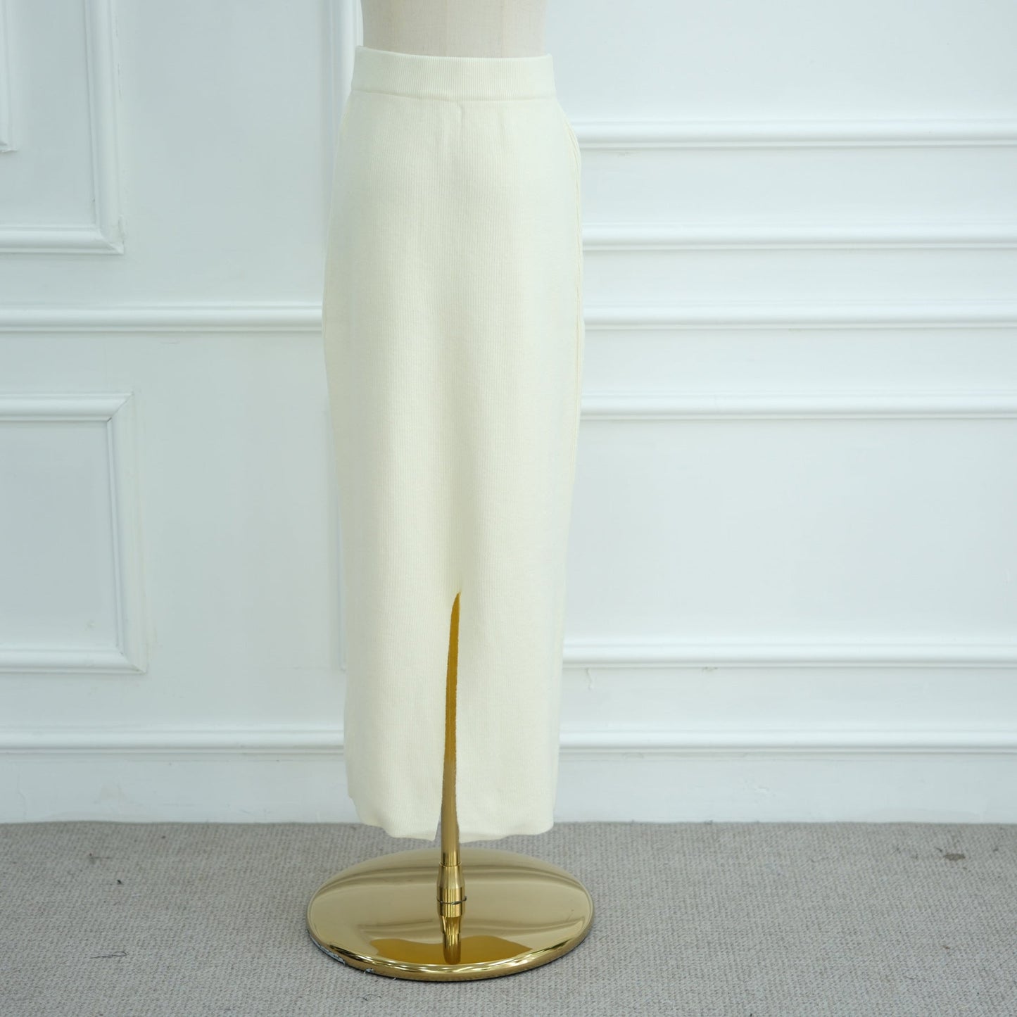 LM6597 Autumn and winter thickened knitted suit solid color two-piece suit (excluding headscarf) top + skirt