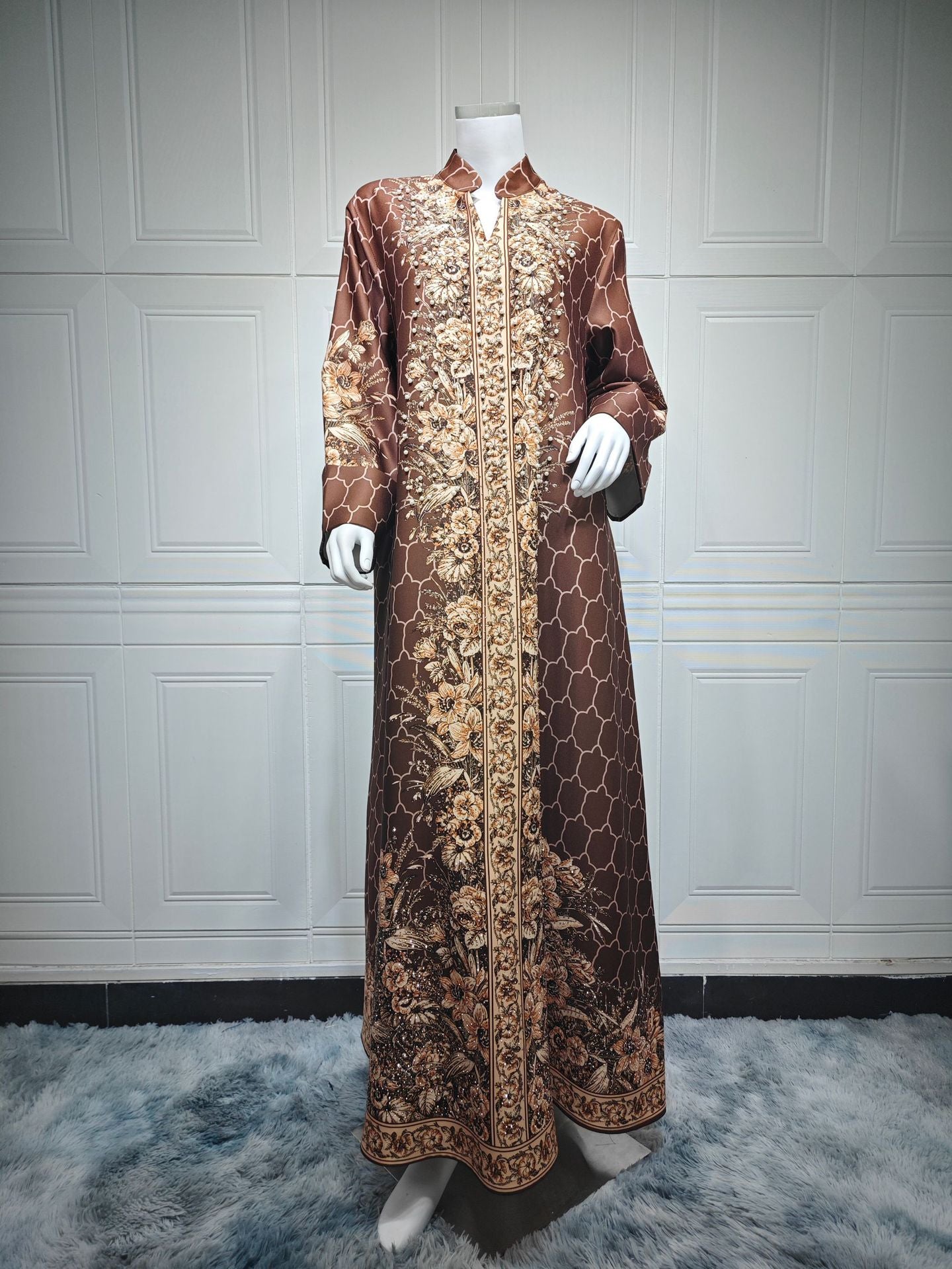 LM6654 Rhinestone-embroidered Long Robe Dress with Elegant Three-dimensional Pattern Design