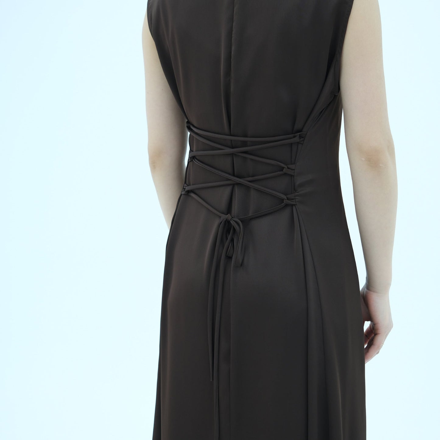LM6620 Sleeveless Back Tie Dress (One-Piece)