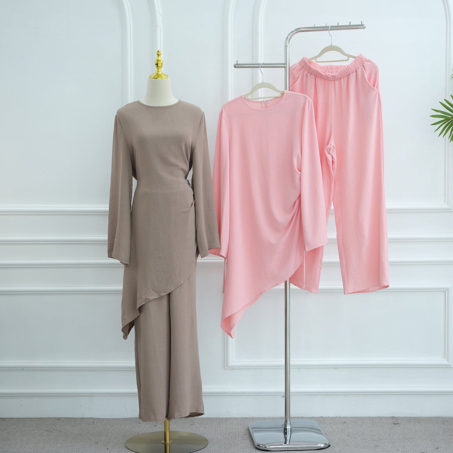 LM6606 Asymmetrical two-piece tunic (with optional headscarf)
