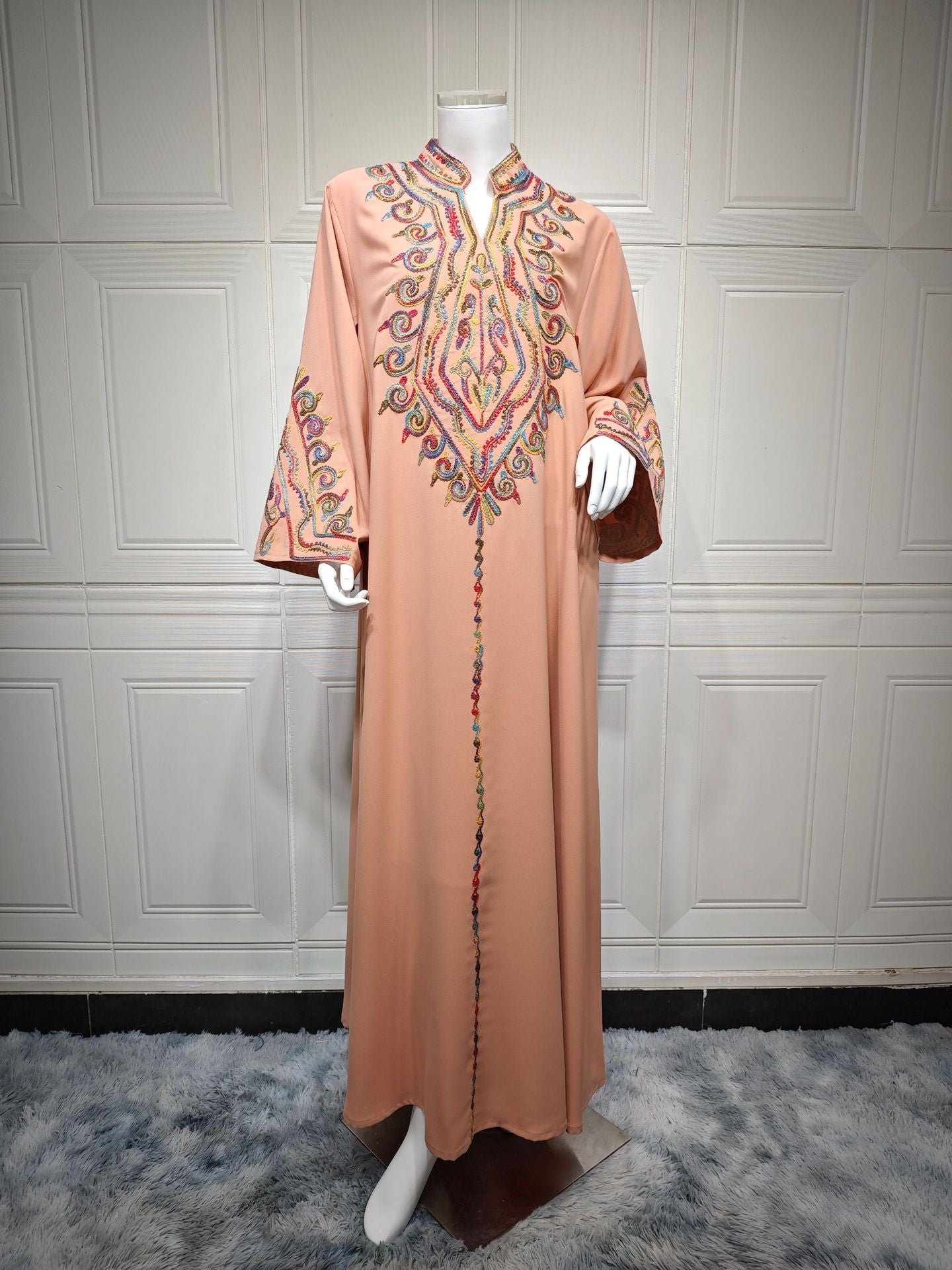 LM6669 Pullover Embroidered Robe Dress with Simple Long Sleeves