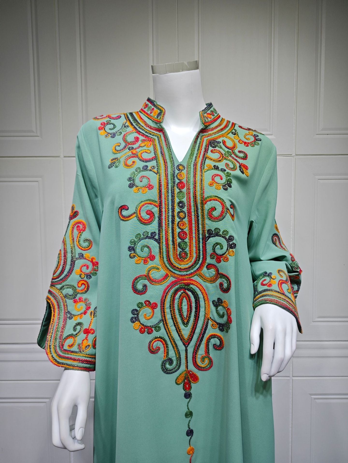 LM6652 Rope embroidery midi dress with elegant stand-up collar design