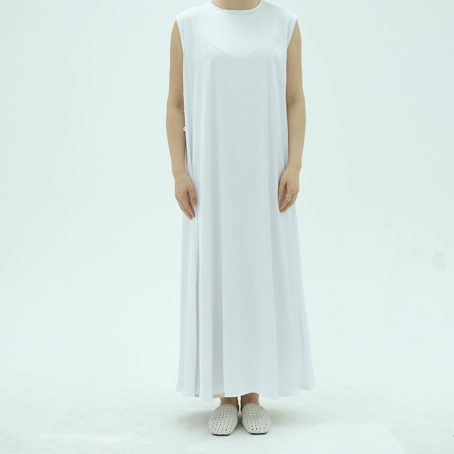 LM6620 Sleeveless Back Tie Dress (One-Piece)