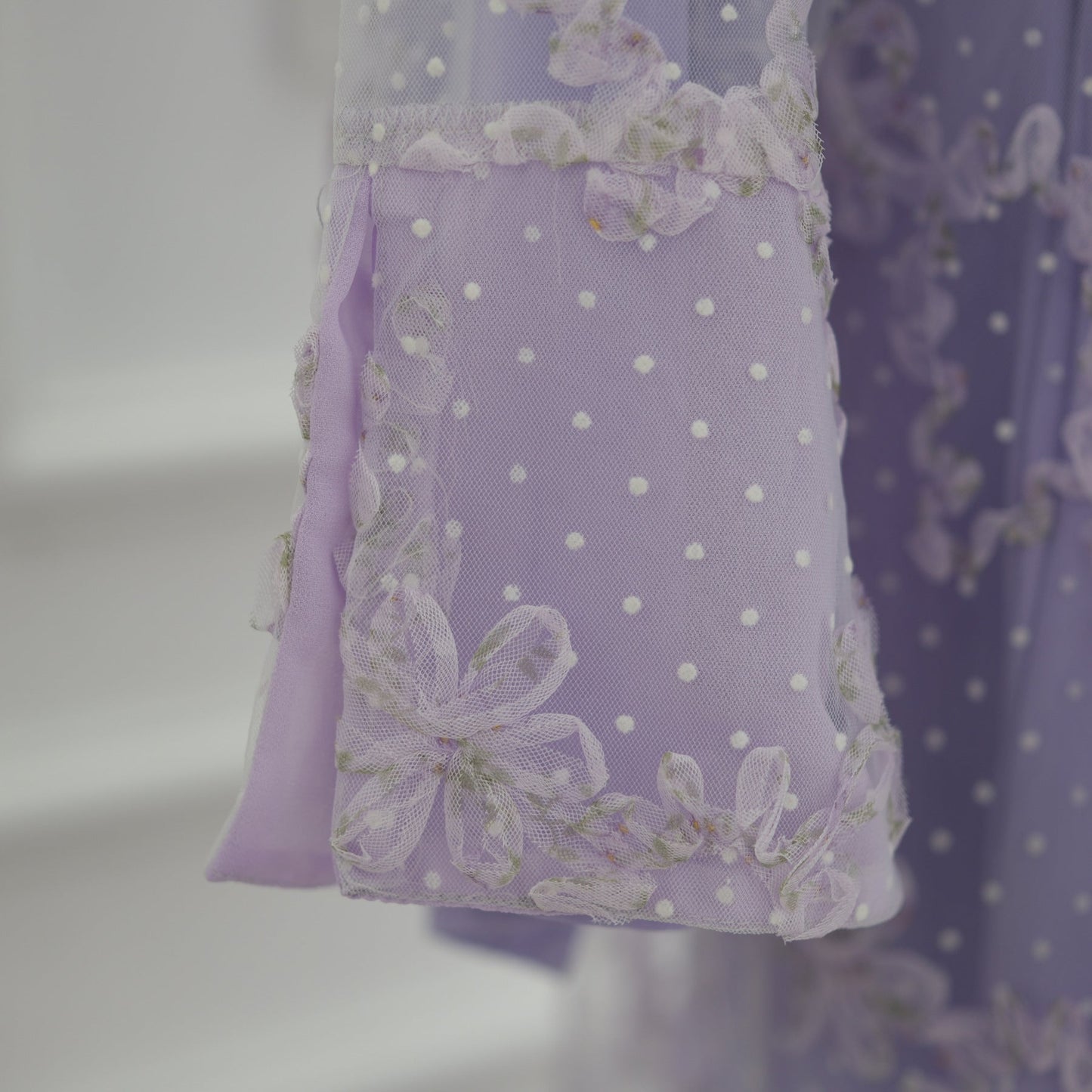 LM6622 3D flower mesh cardigan (optional headscarf and inner layer)