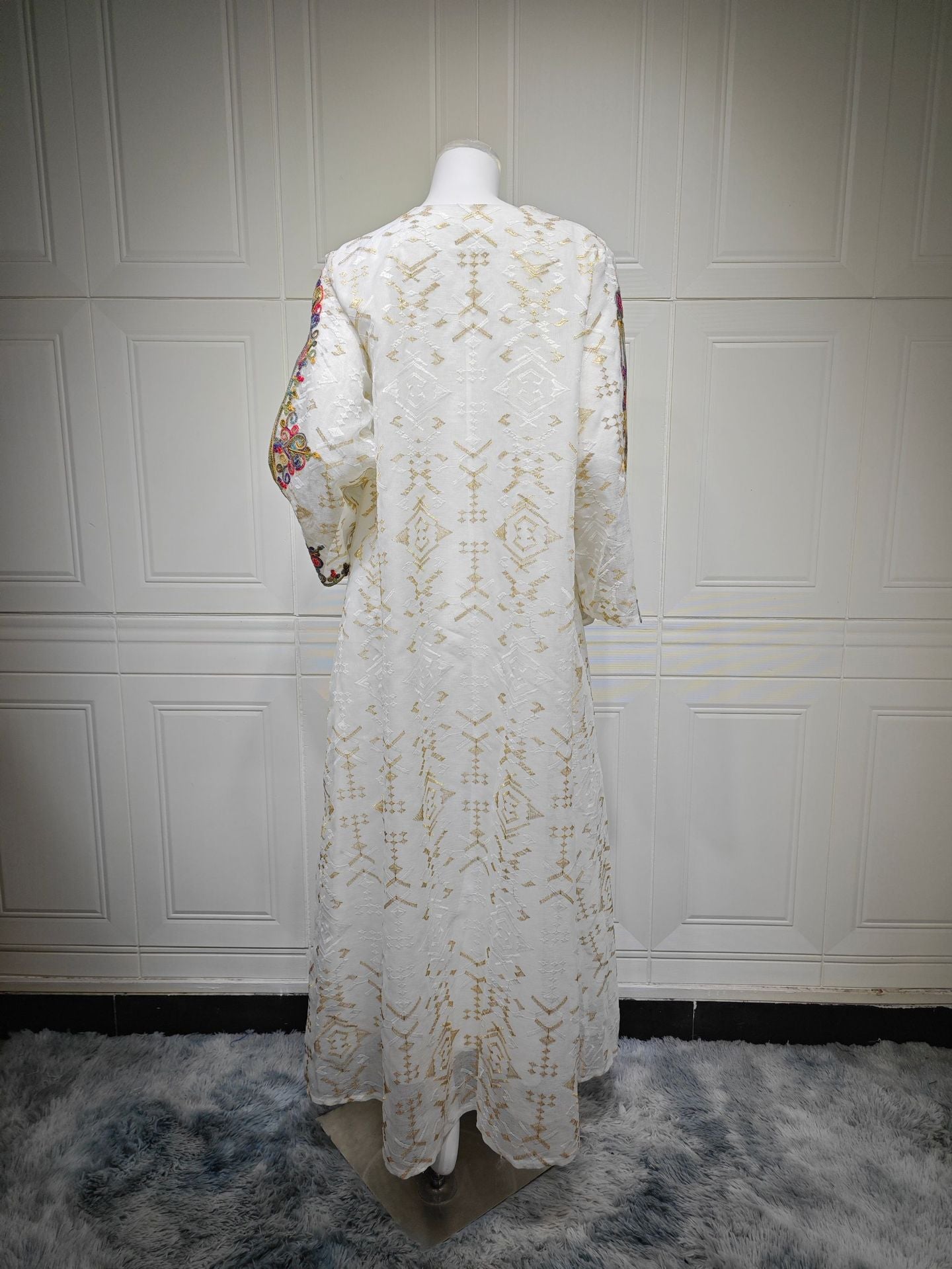 LM6658 Appliqué Patchwork Robe Dress: Lightweight Mesh Combined with Delicate Patterns