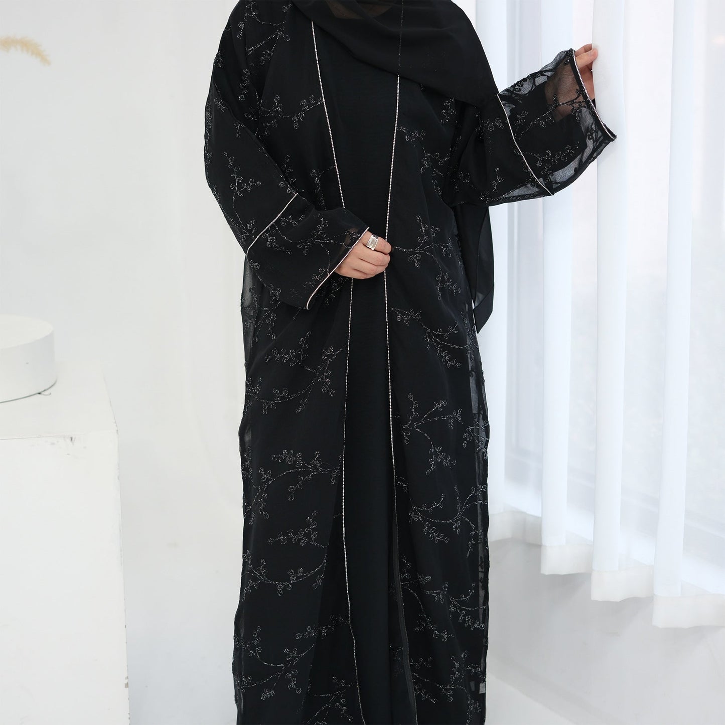 LM6623 Full-body embroidered long cardigan (optional inner layer)