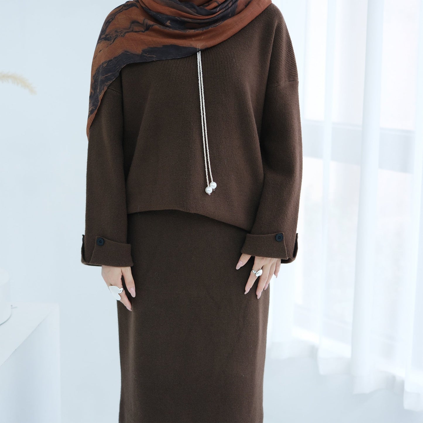LM6601 Autumn and Winter Thickened Knitted Suit Solid Color Two-piece Skirt Suit (optional Headscarf)