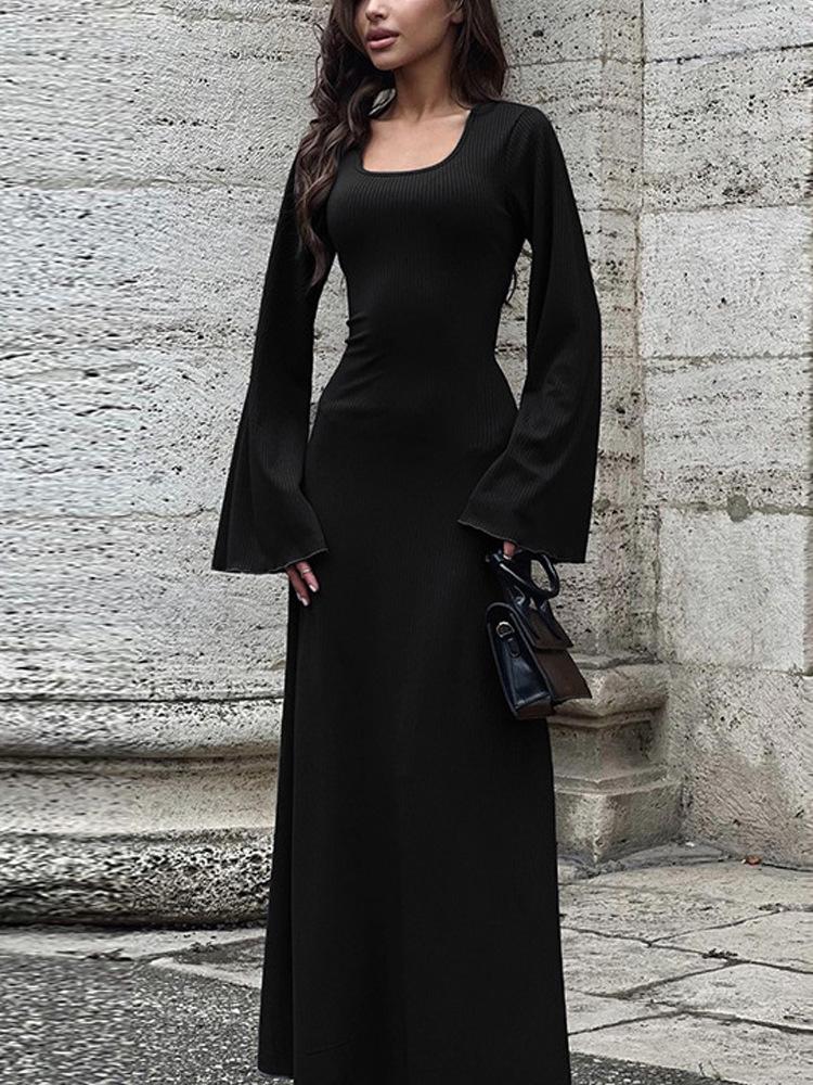 LUMAYA LUMAYA0676 Flared Long Sleeved High Waist Maxi Skirt with Lace-up Back