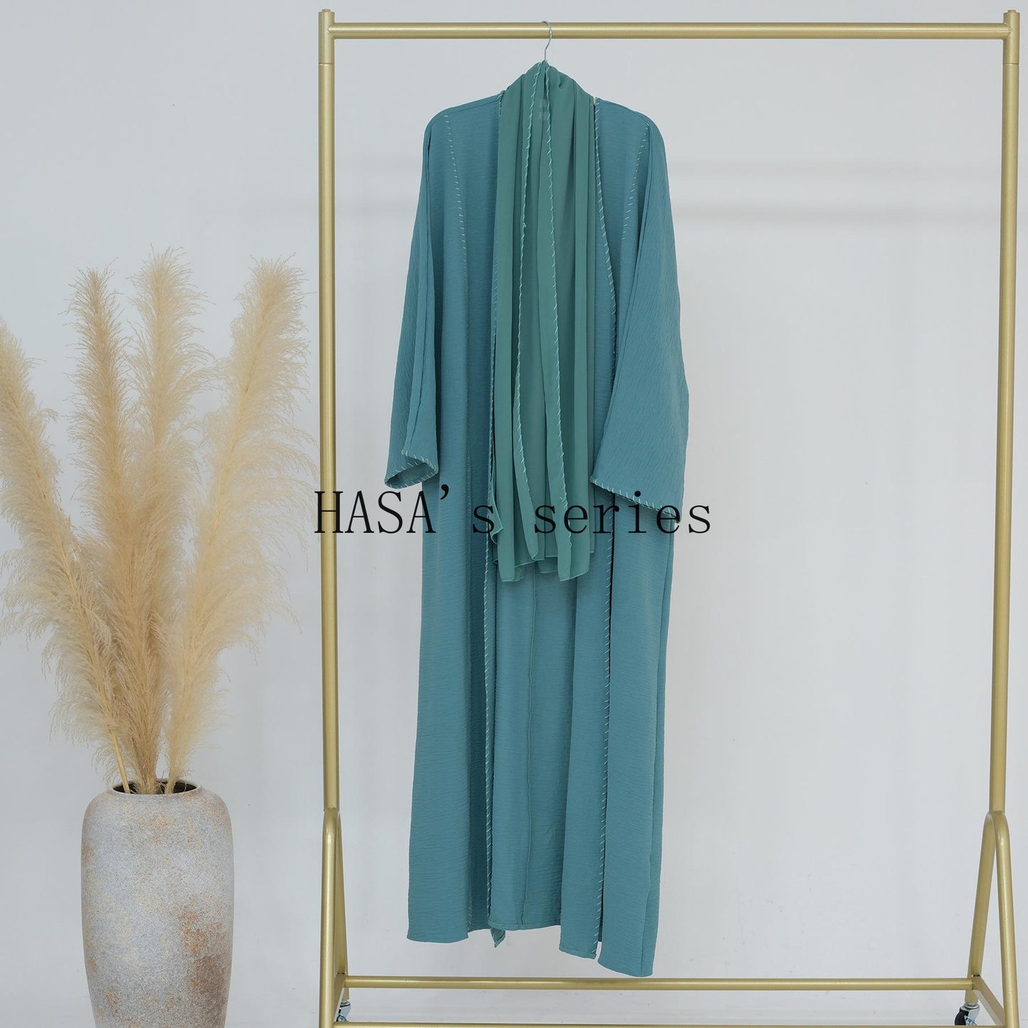 LUMAYA4843 Simple Cardigan and Headscarf Two-piece Set.