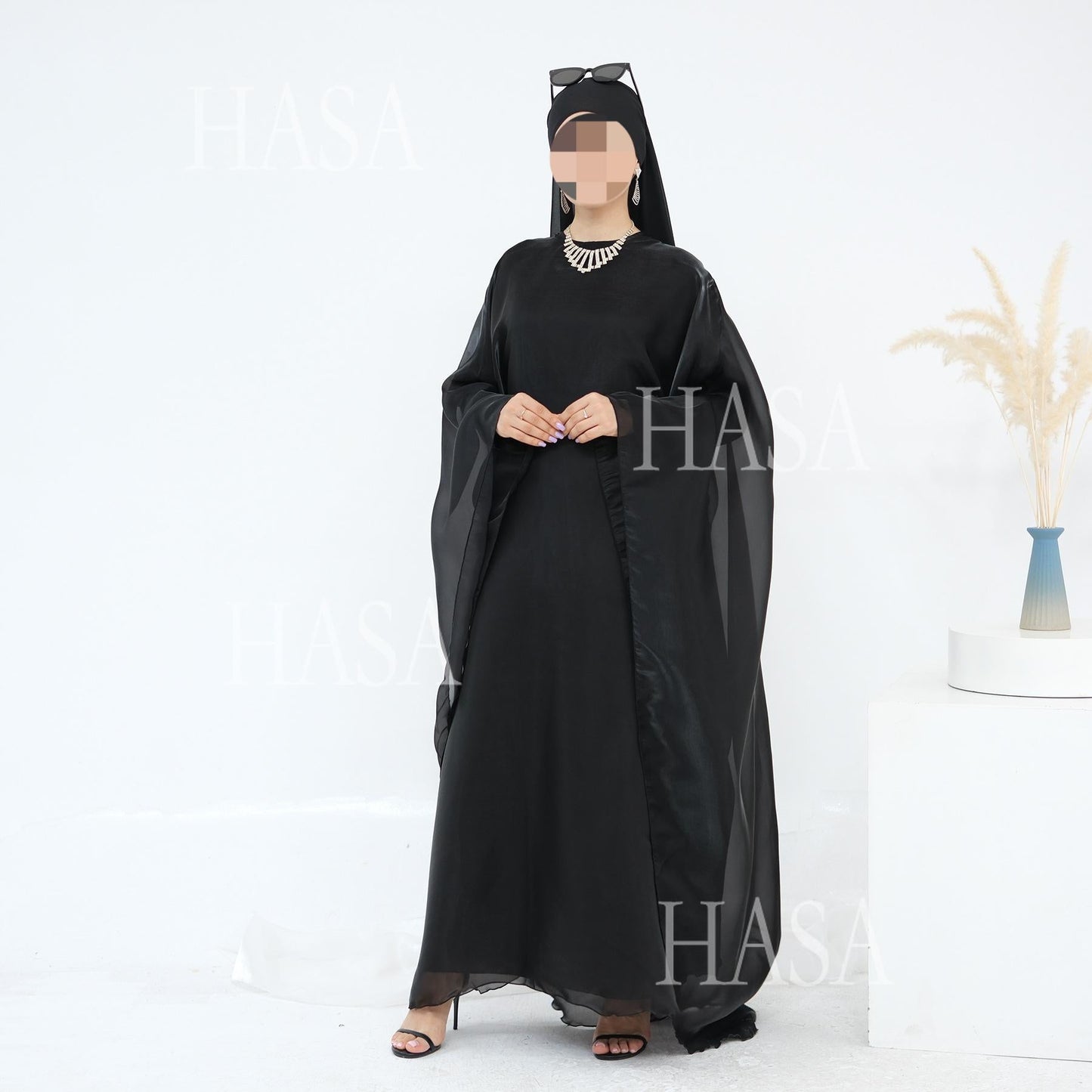 LUMAYA6524 Elegant two-piece solid-color robe and dress with optional headscarf