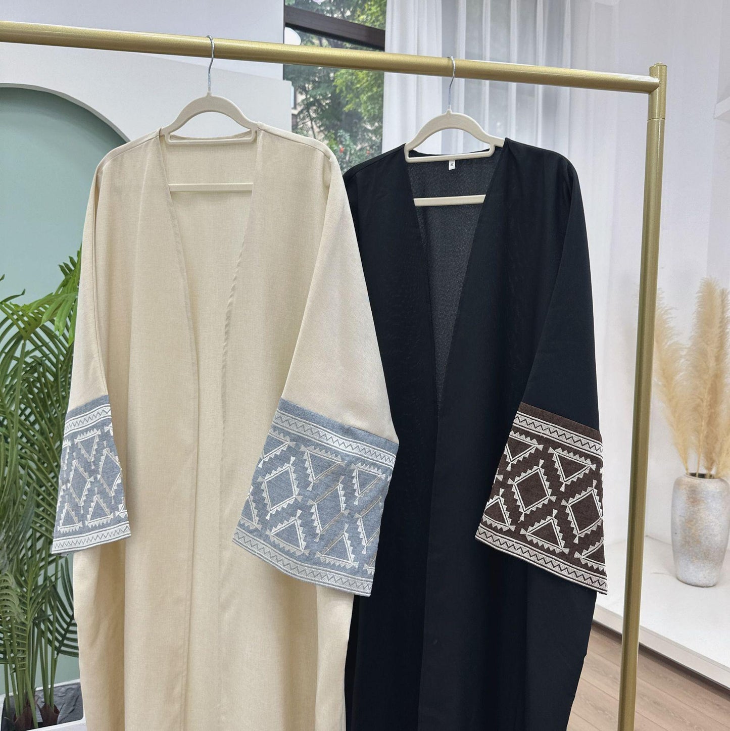 LUMAYA1444 Chic Embroidered Cardigan Robe: Elevate Your Style with Fashionable Elegance Party Abaya