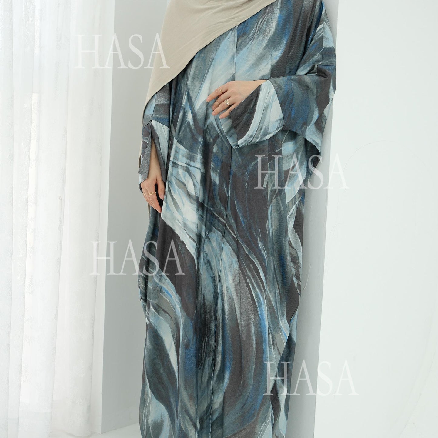 LUMAYA6509 Abstract Printed Loose Abaya (Headscarf Not Included)