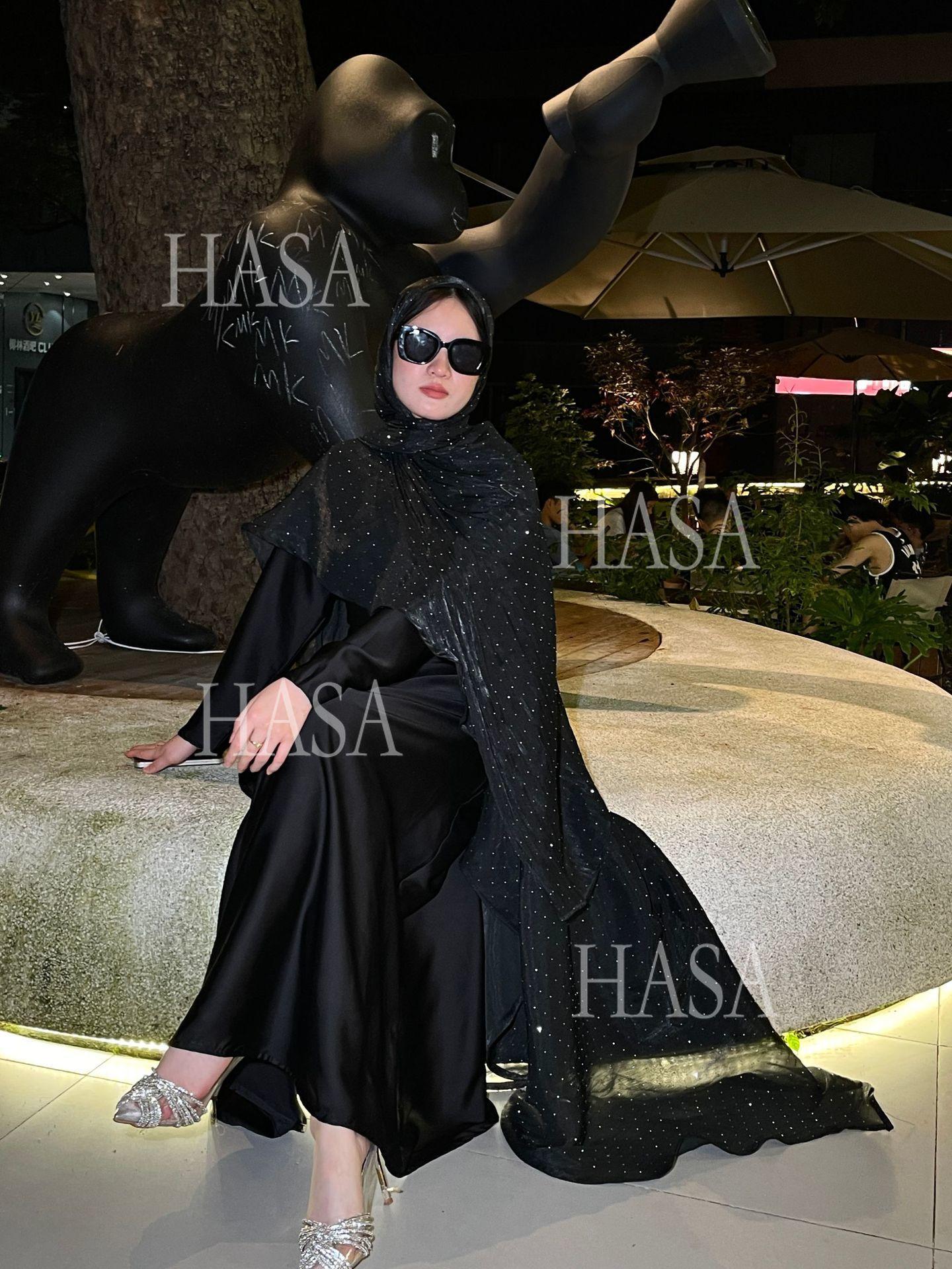 LUMAYA6477 Shiny robe two-piece set with rhinestone sLUMAYAwl decoration