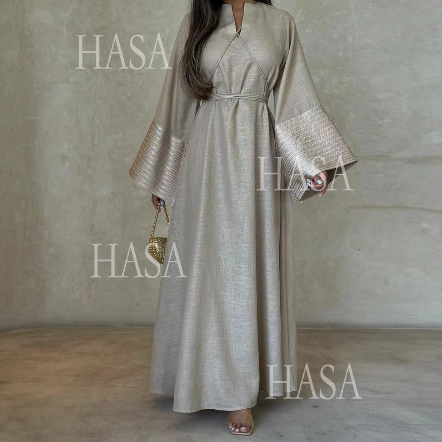 LUMAYA6490 Embroidered Panel Sleeve Long Dress