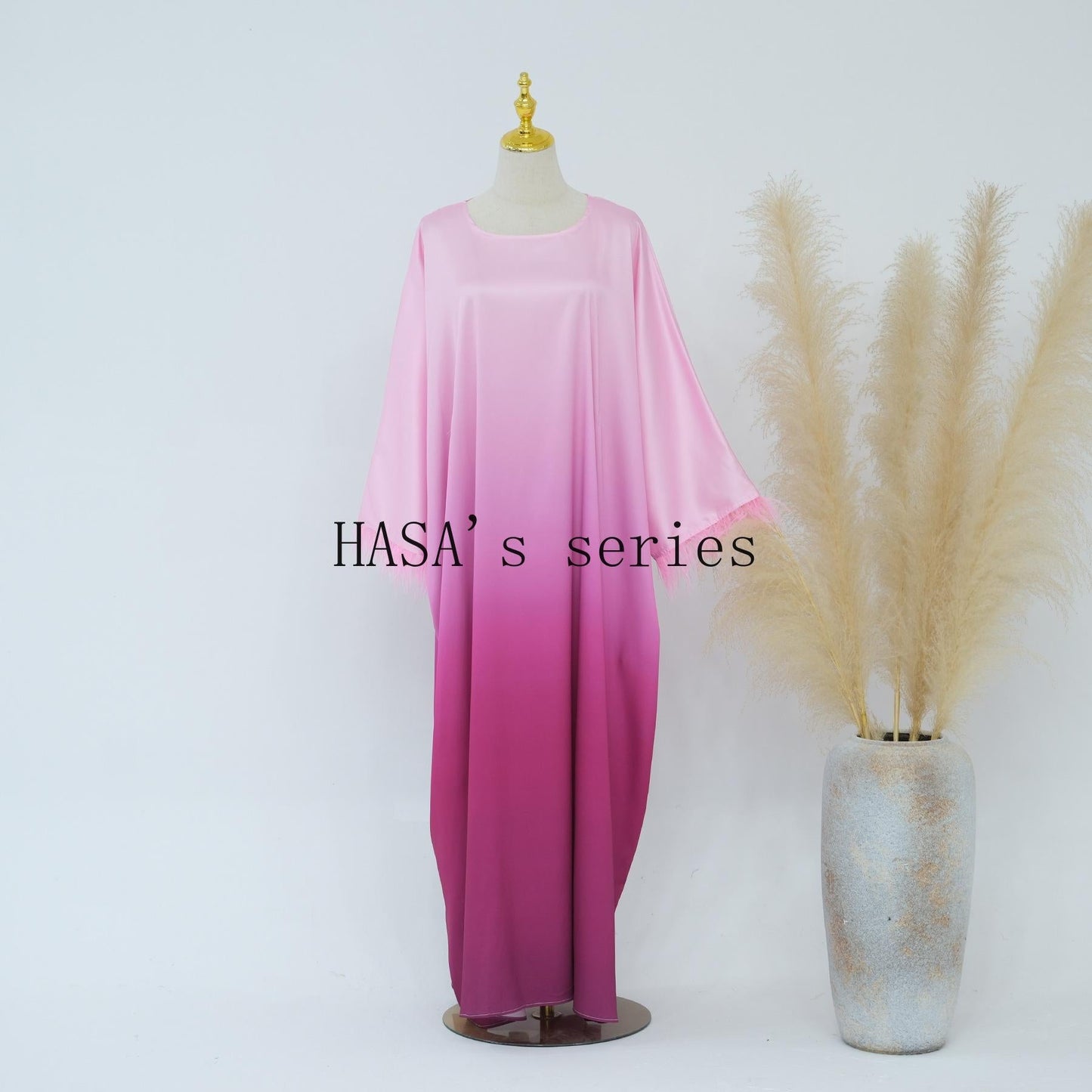 LUMAYA5111 Gradient-colored Fringed Long Dress, Romantic Dress with Batwing Sleeves.