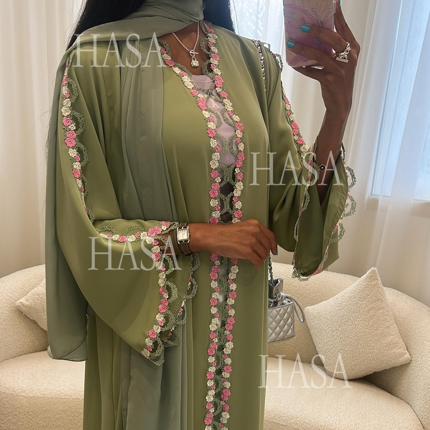HA6560 Simple Floral Embroidery Cardigan