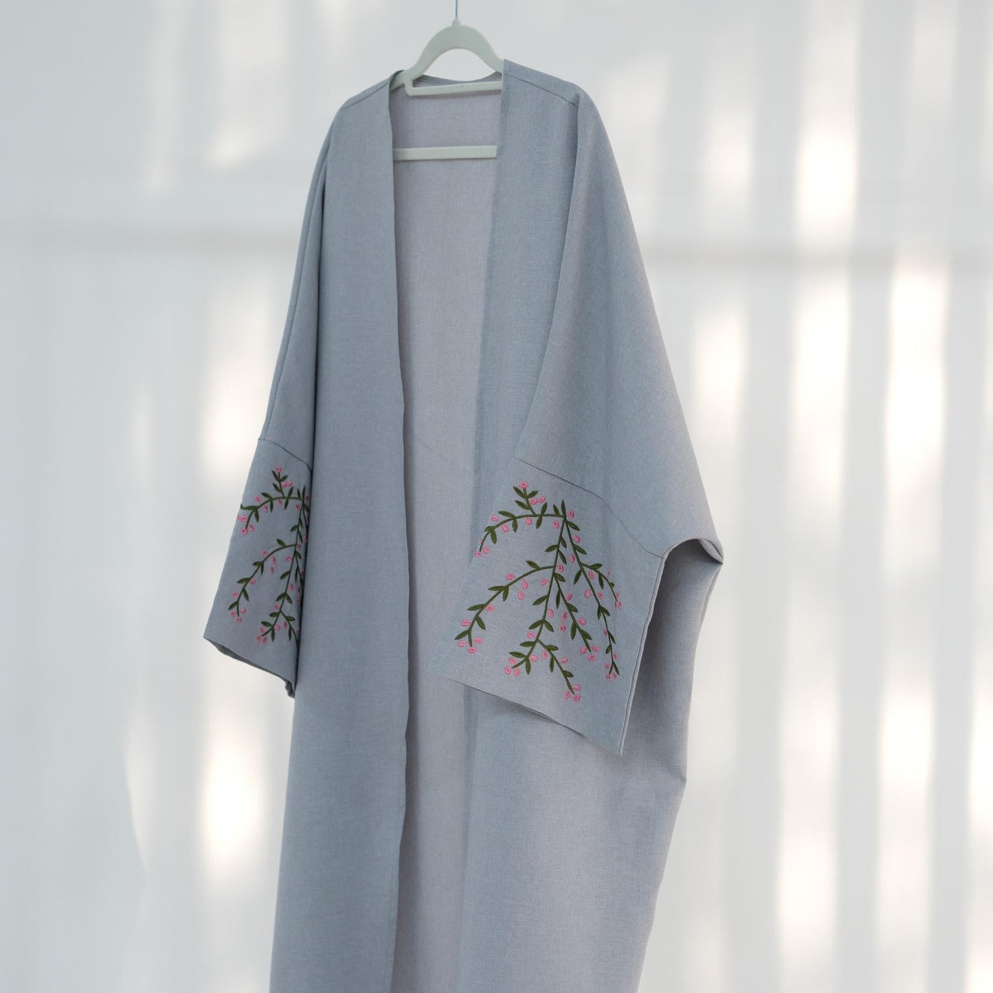 LUMAYA LUMAYA1046 Flower Embroidery Elegant Cardigan Robe