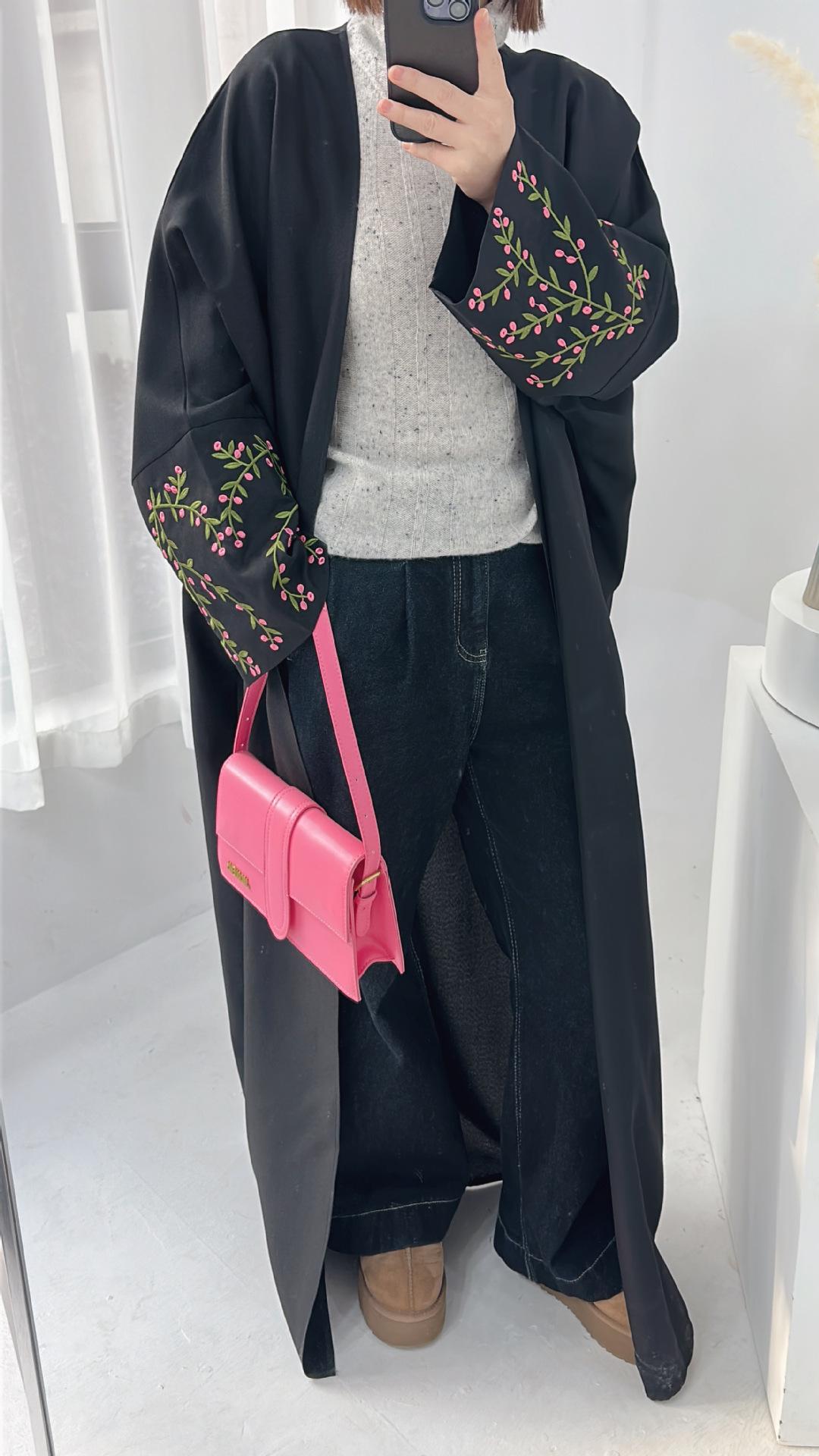 LUMAYA LUMAYA1046 Flower Embroidery Elegant Cardigan Robe