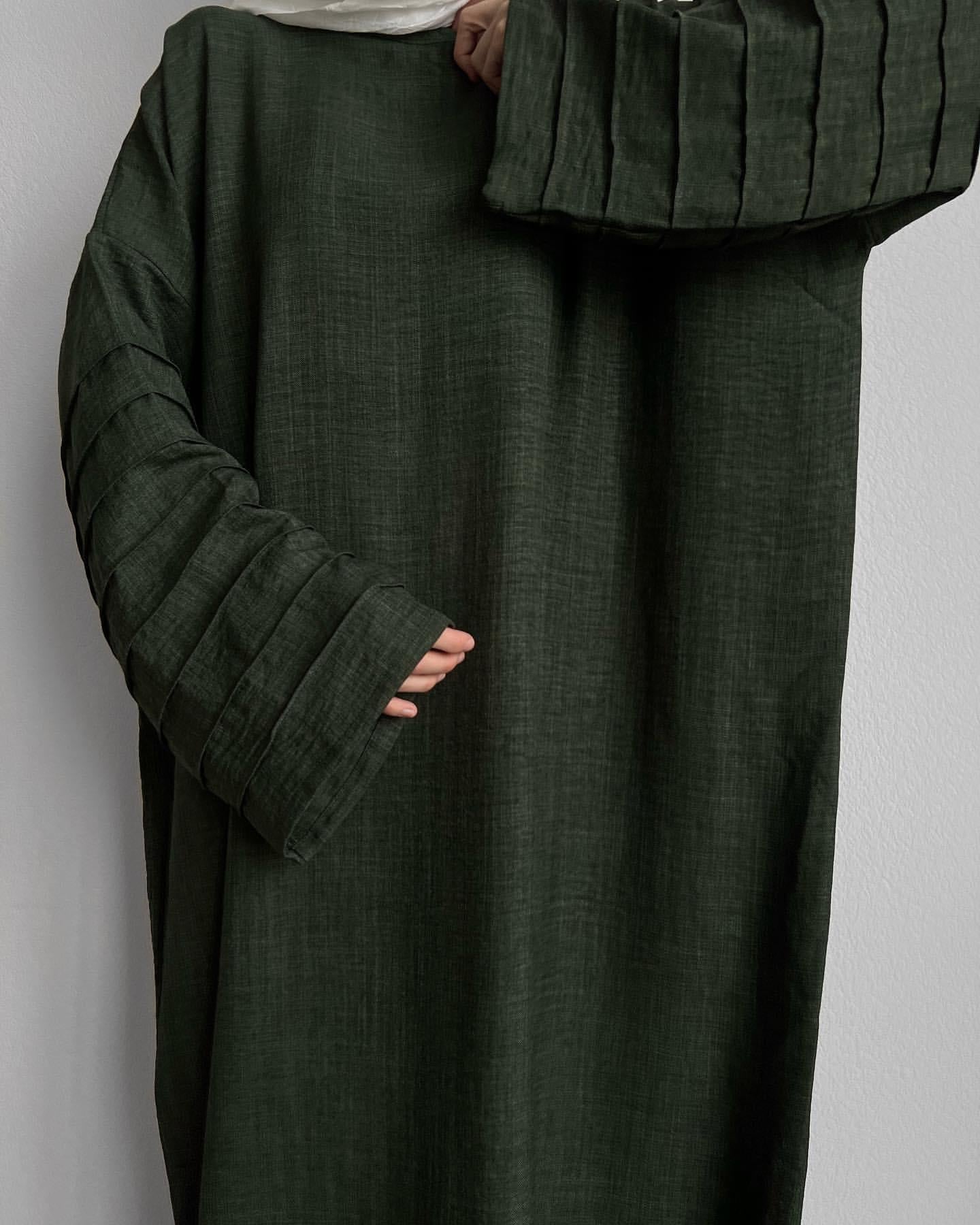 LUMAYA LM1179 Loose Fit Large Crepe Abaya Dress with Belt