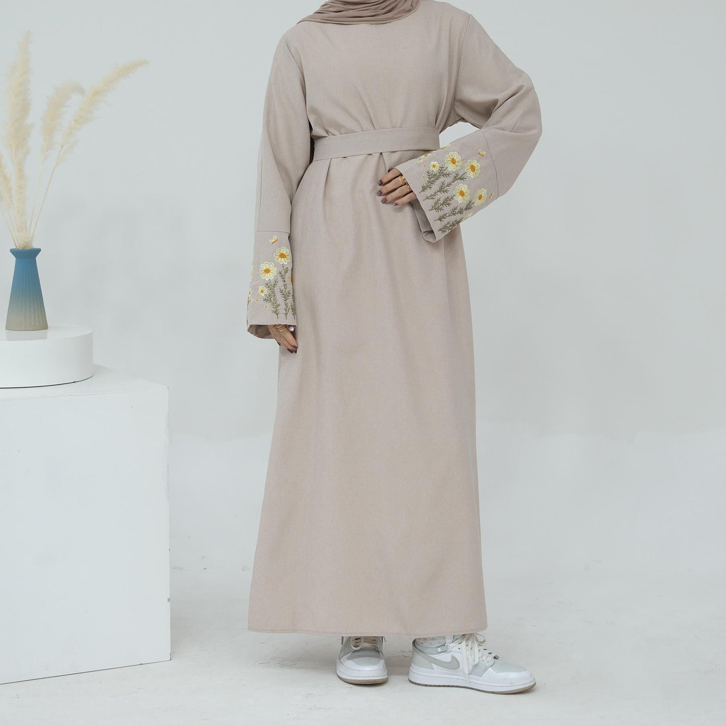 LUMAYA LUMAYA1090 Flower Embroidery Elegant Dress