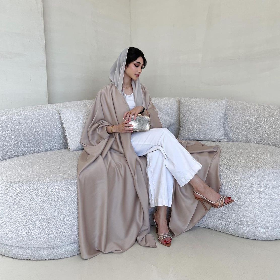 LUMAYA LUMAYA1056 Bat Sleeve Robe