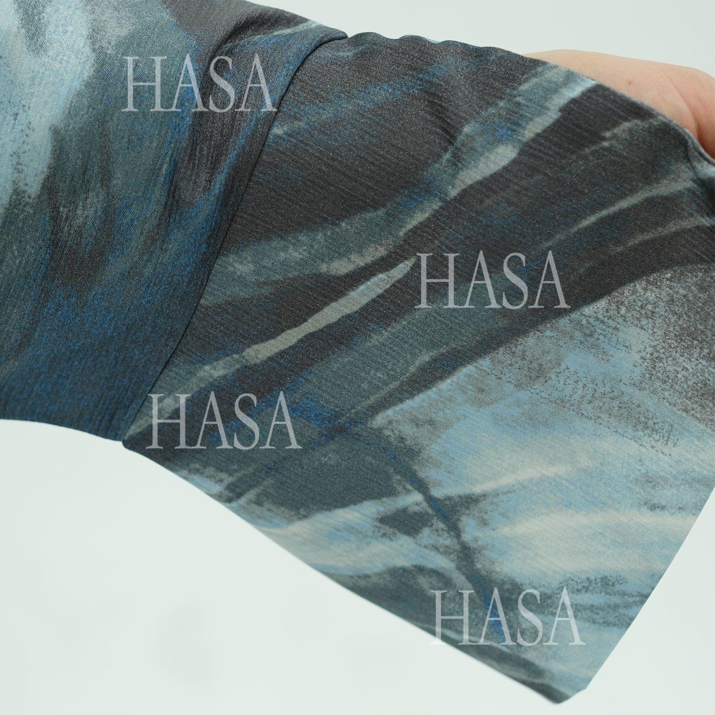 LUMAYA6509 Abstract Printed Loose Abaya (Headscarf Not Included)