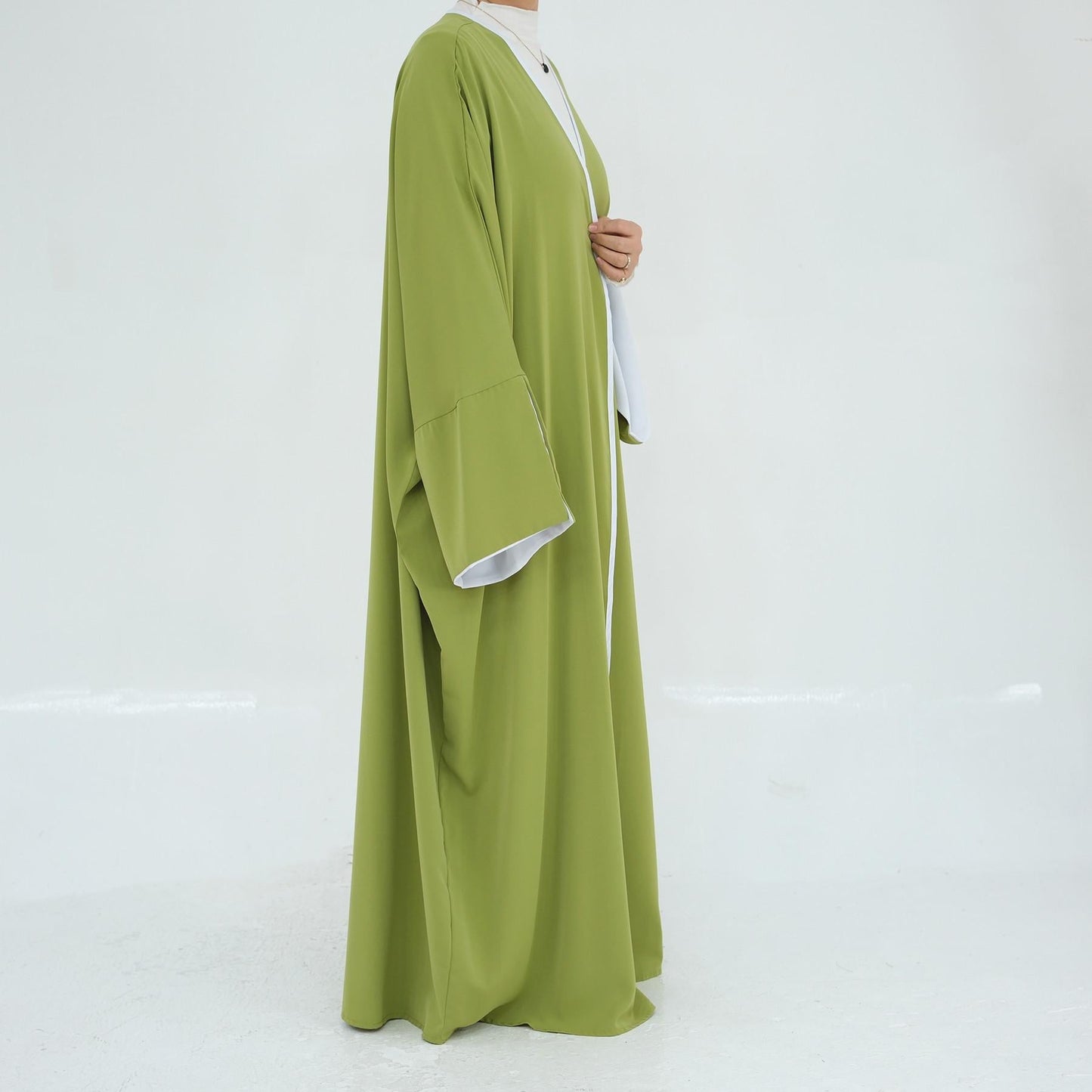 LUMAYA5877 The Loose-fitting Robe LUMAYAs A Lightweight Silhouette TLUMAYAt Is Perfect for Any Occasion open abaya outfit