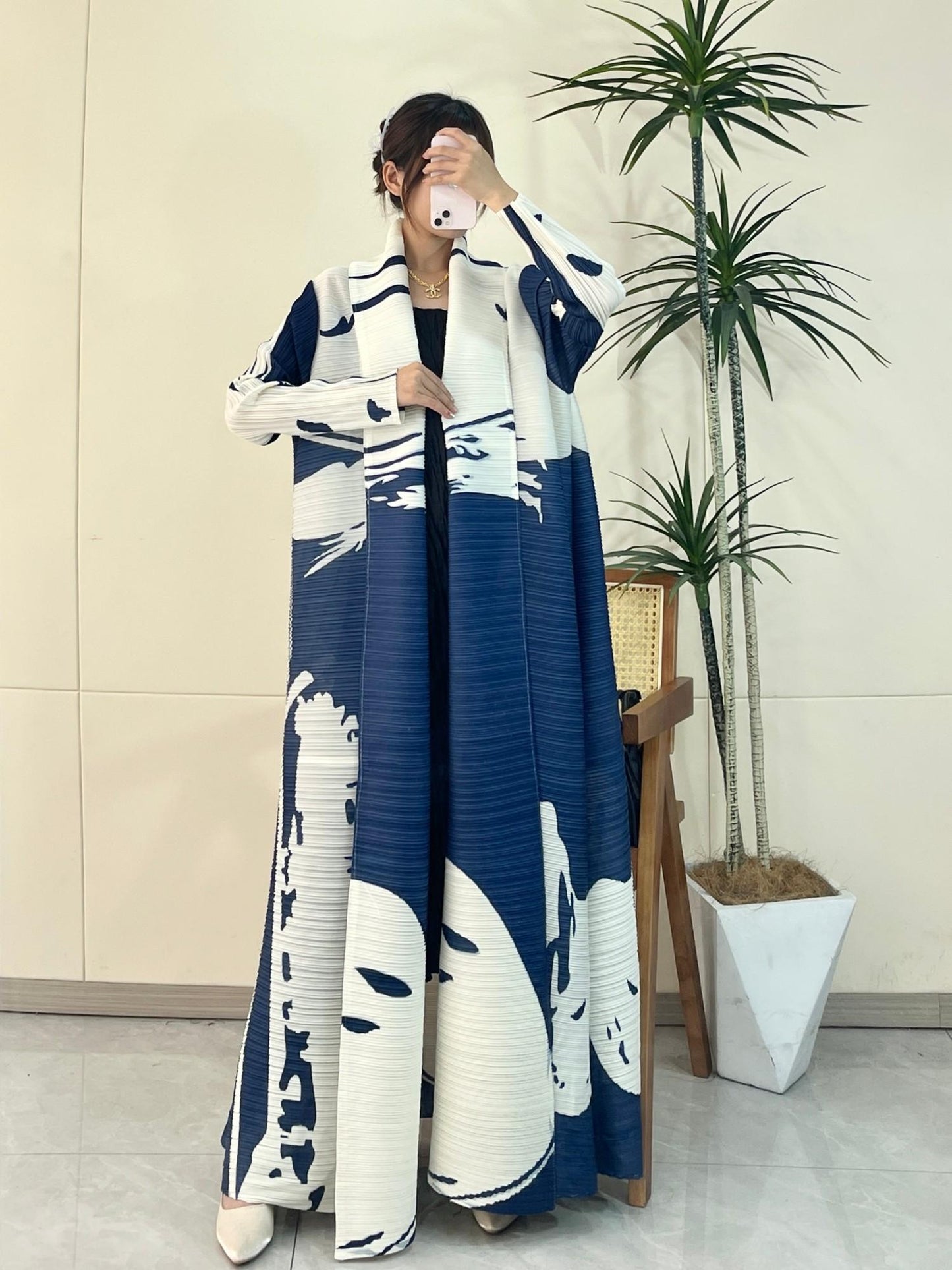 LUMAYA6725 Indigo Whispers Navy & White Abstract Printed Abaya