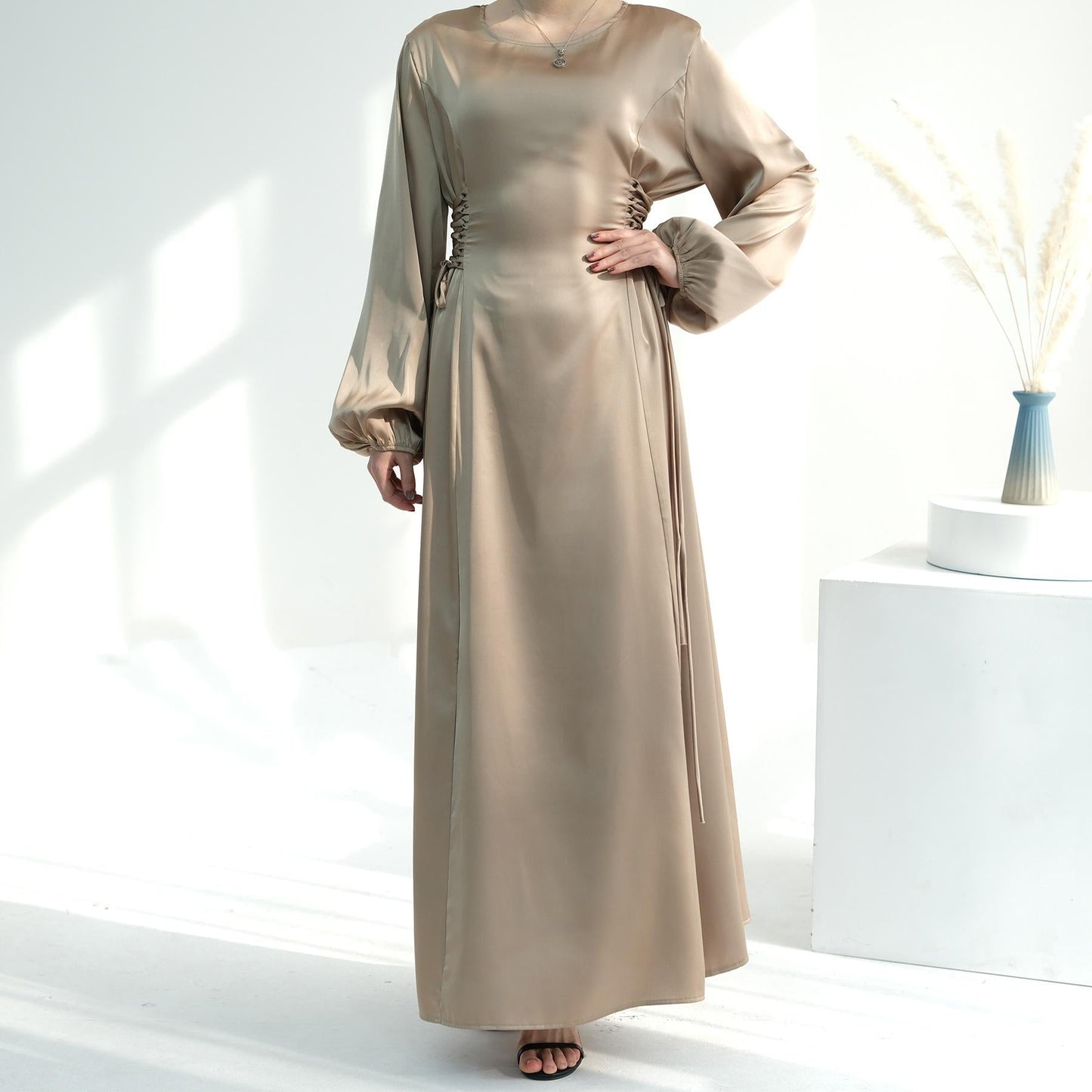 LUMAYA LUMAYA0991 Solid Color High-necked Slim Elegant Dress