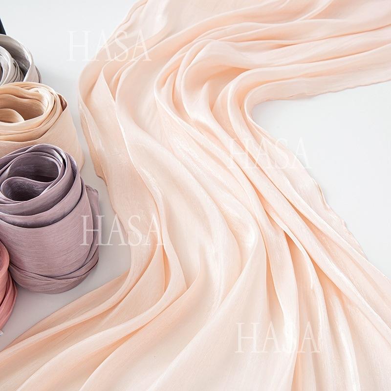 LUMAYA6479 A Simple Silk Scarf with A Mellow Color and A Light and Drapey Design