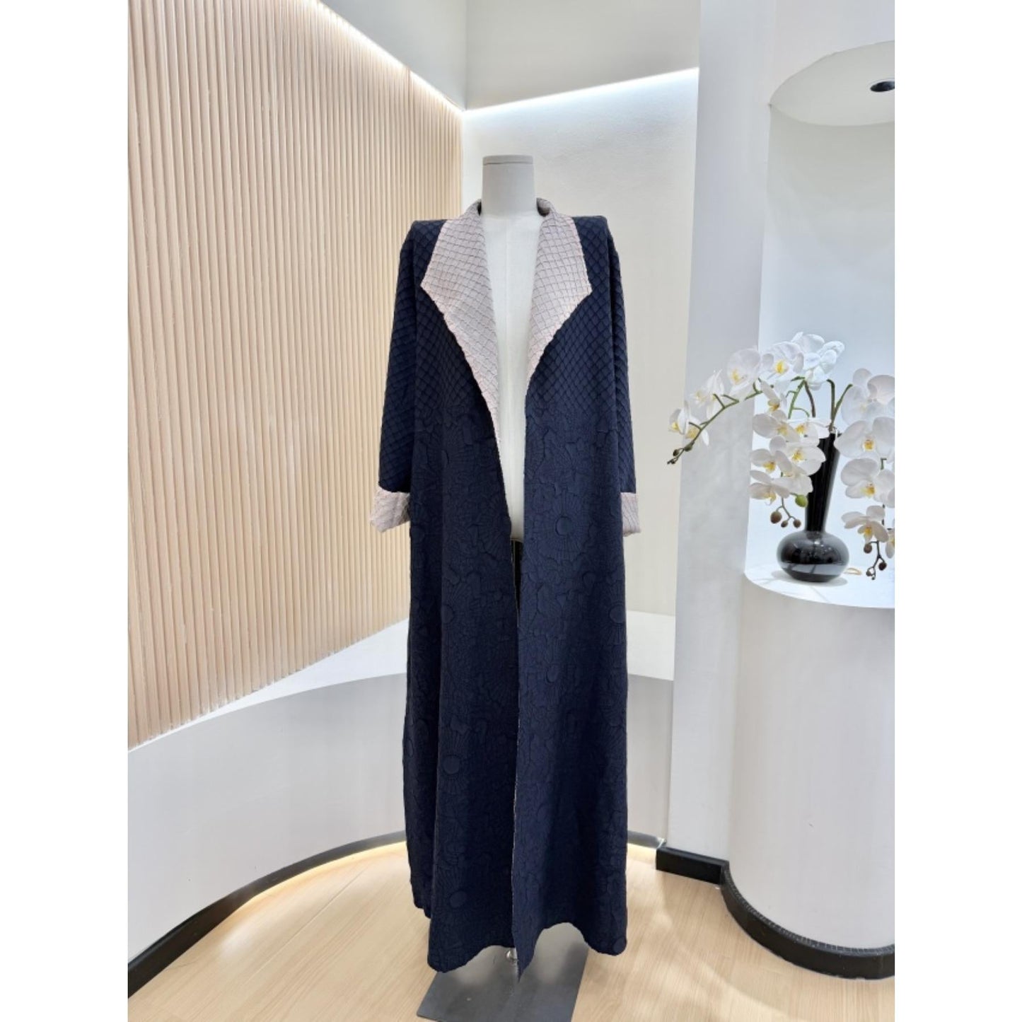 LUMAYA6702 Midnight Elegance Navy Abaya with Contrast Collar